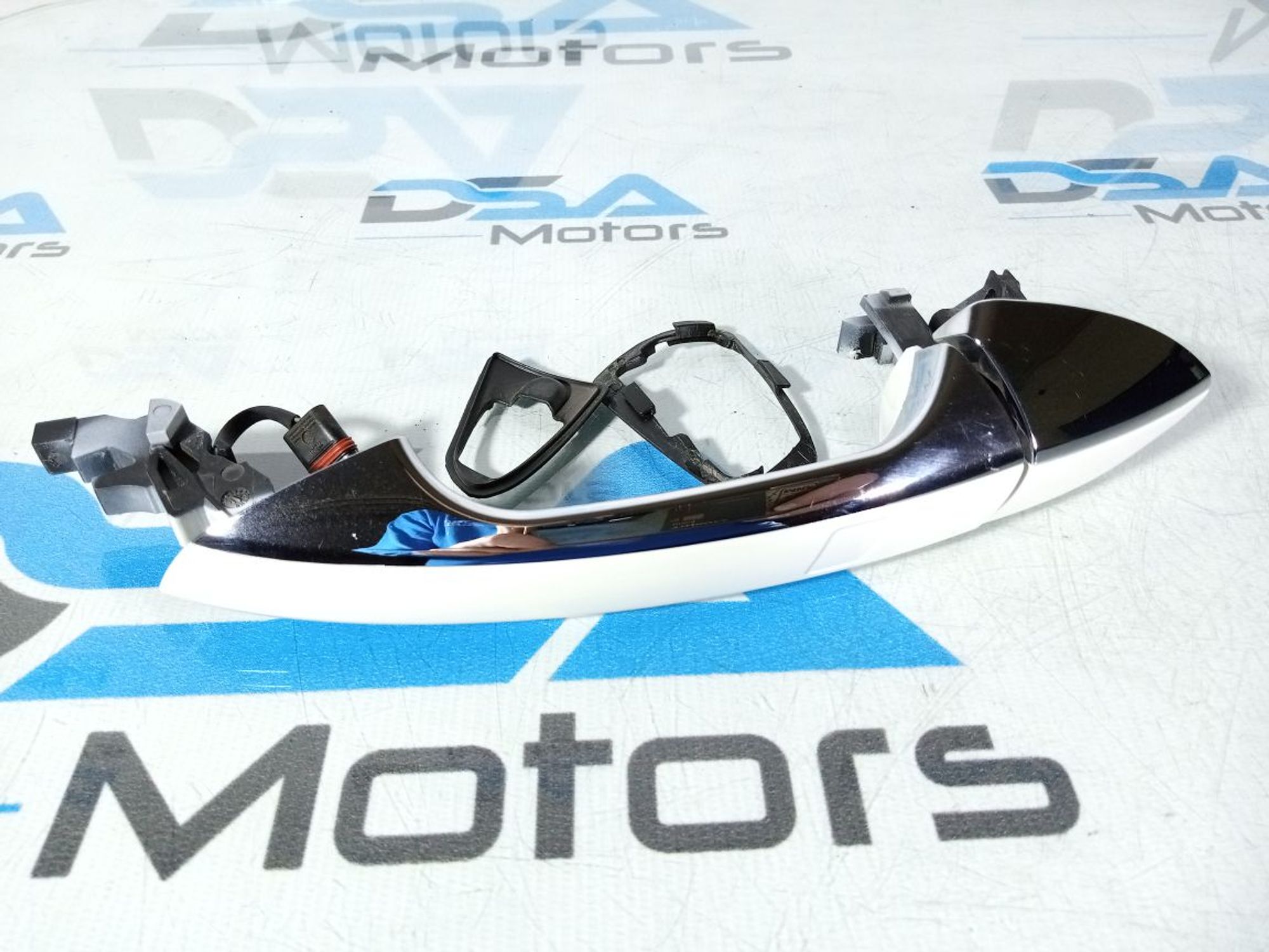 https://gcs.partsauto.market/rn-stockpro.appspot.com/thmbs/userImages/b7628e092085f1f91467af1afb6e7630/part/0ac4af9b-c877-420d-83f8-0ec4d170b856_1745909511203.jpg