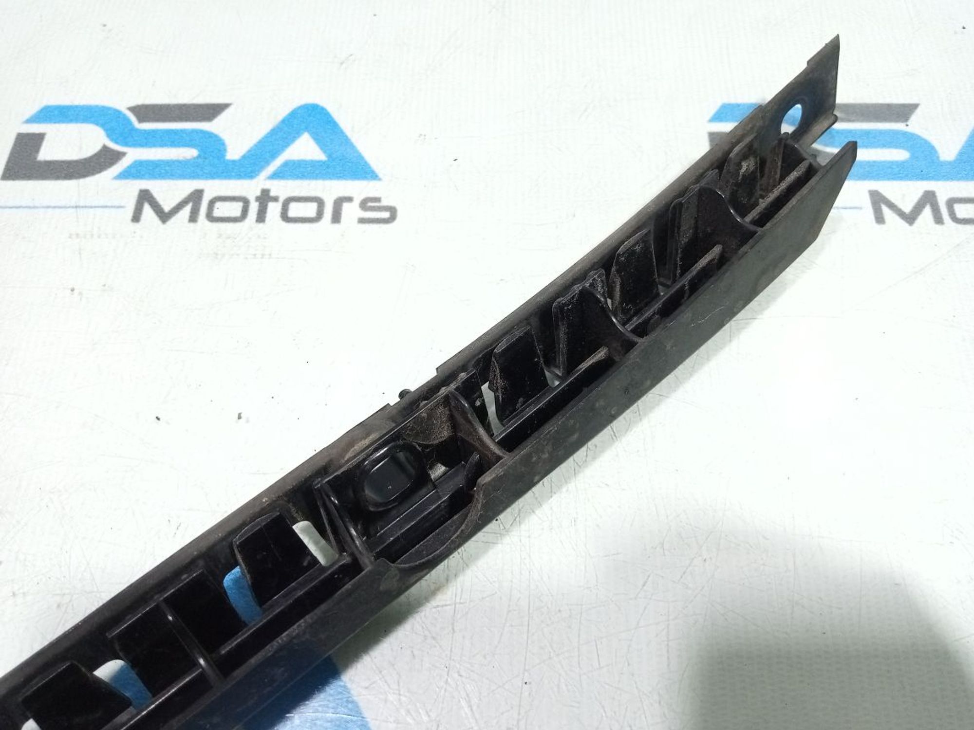 https://gcs.partsauto.market/rn-stockpro.appspot.com/thmbs/userImages/b7628e092085f1f91467af1afb6e7630/part/0bd70ba7-9bf9-4c76-9609-8c9b14968976_1748623530533.jpg