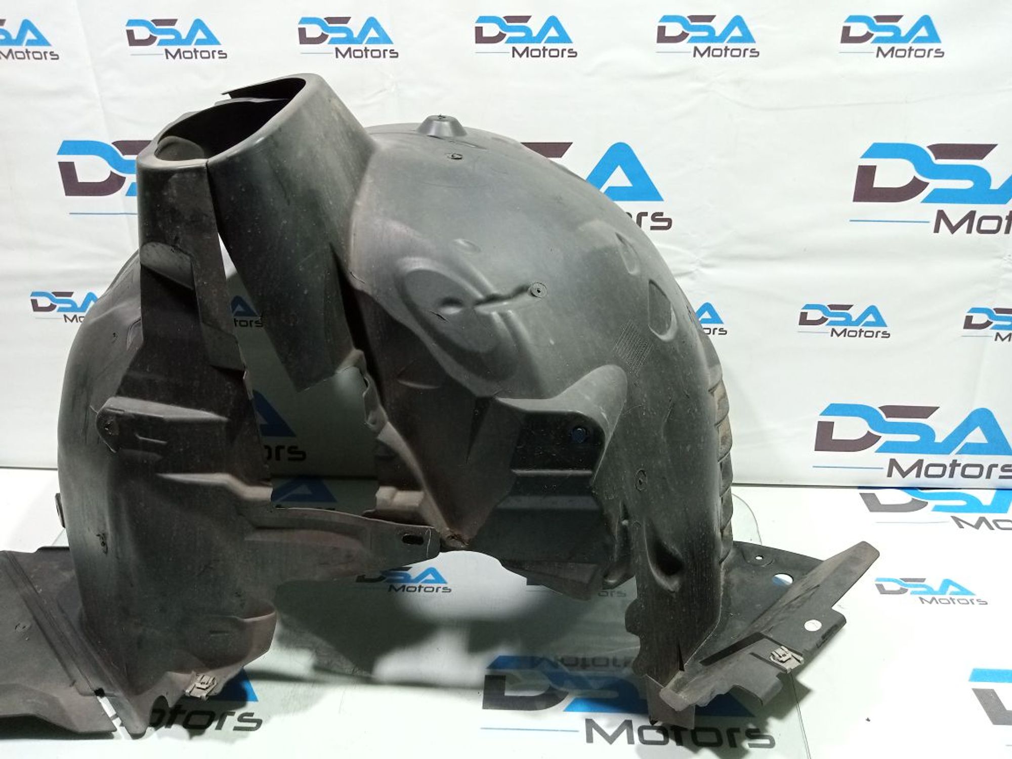 https://gcs.partsauto.market/rn-stockpro.appspot.com/thmbs/userImages/b7628e092085f1f91467af1afb6e7630/part/0be33817-042c-4408-aa92-08fa1fd9a53d_1747758532644.jpg