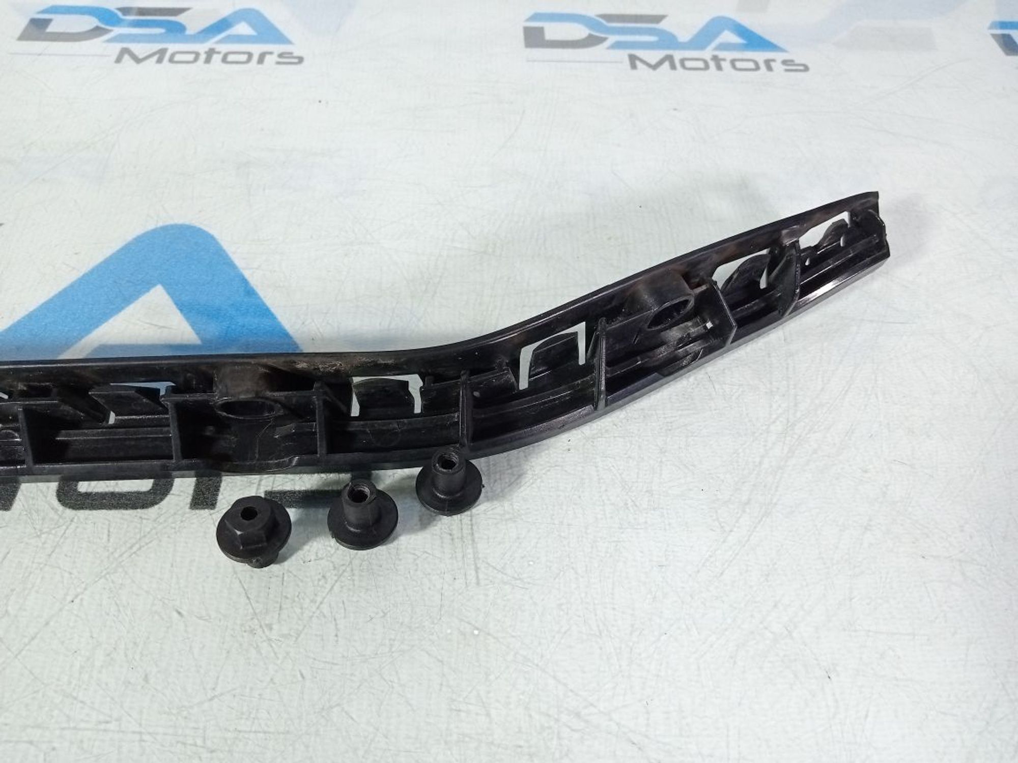 https://gcs.partsauto.market/rn-stockpro.appspot.com/thmbs/userImages/b7628e092085f1f91467af1afb6e7630/part/0c19bead-063e-439a-85cb-04ee9e921d06_1747212406834.jpg
