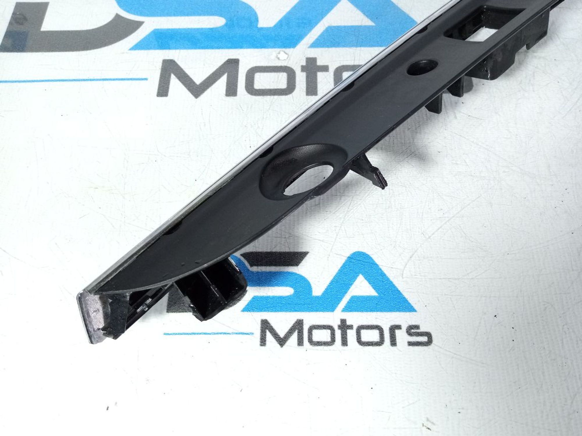 https://gcs.partsauto.market/rn-stockpro.appspot.com/thmbs/userImages/b7628e092085f1f91467af1afb6e7630/part/0c25db7d-b6ee-4897-8955-6bd8a42e7c17_1745404352784.jpg