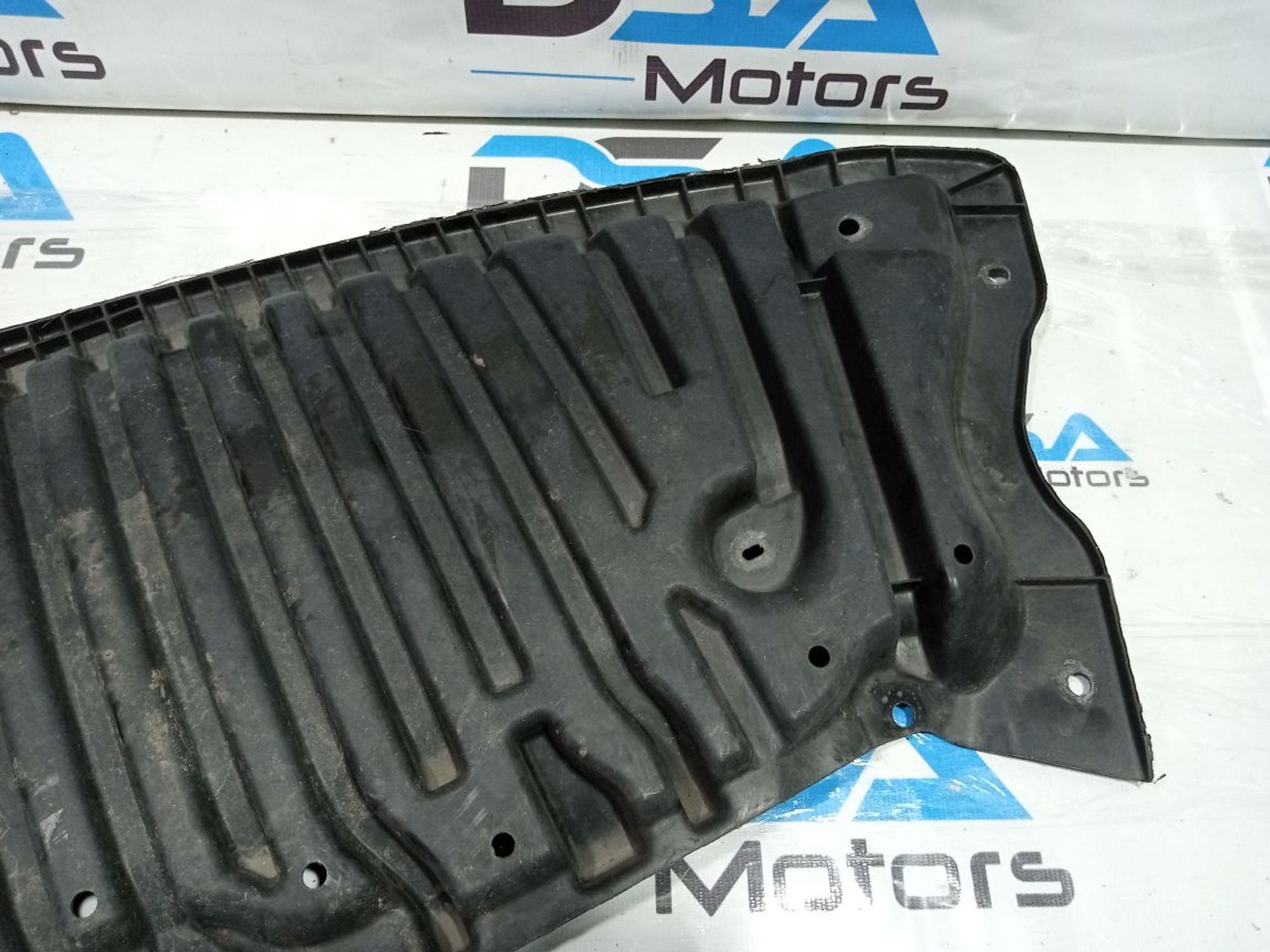 https://gcs.partsauto.market/rn-stockpro.appspot.com/thmbs/userImages/b7628e092085f1f91467af1afb6e7630/part/0d91ea8c-296e-43c2-b00e-a90dc5fc26a4_1749495013239.jpg