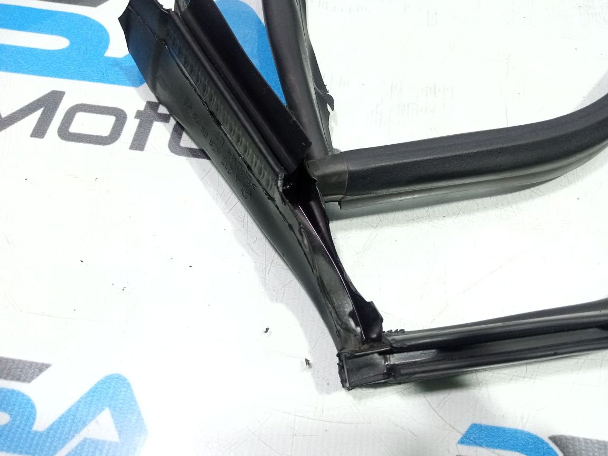 https://gcs.partsauto.market/rn-stockpro.appspot.com/thmbs/userImages/b7628e092085f1f91467af1afb6e7630/part/0dec0e17-d656-4dd1-886f-d9c9afc22d4e_1747848923802.jpg