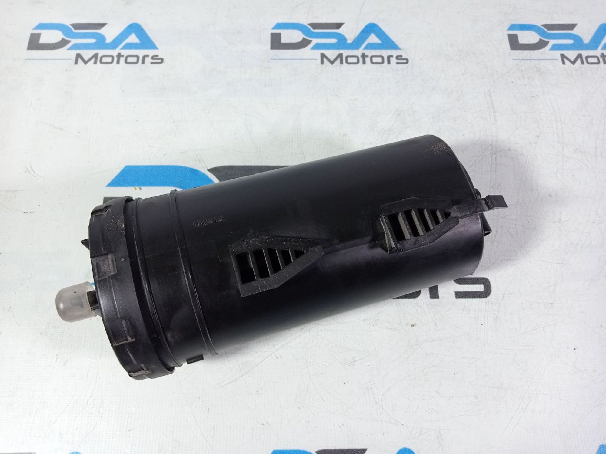 https://gcs.partsauto.market/rn-stockpro.appspot.com/thmbs/userImages/b7628e092085f1f91467af1afb6e7630/part/0e6e3624-4f63-4721-bc42-2632a9552d58_1742375170598.jpg