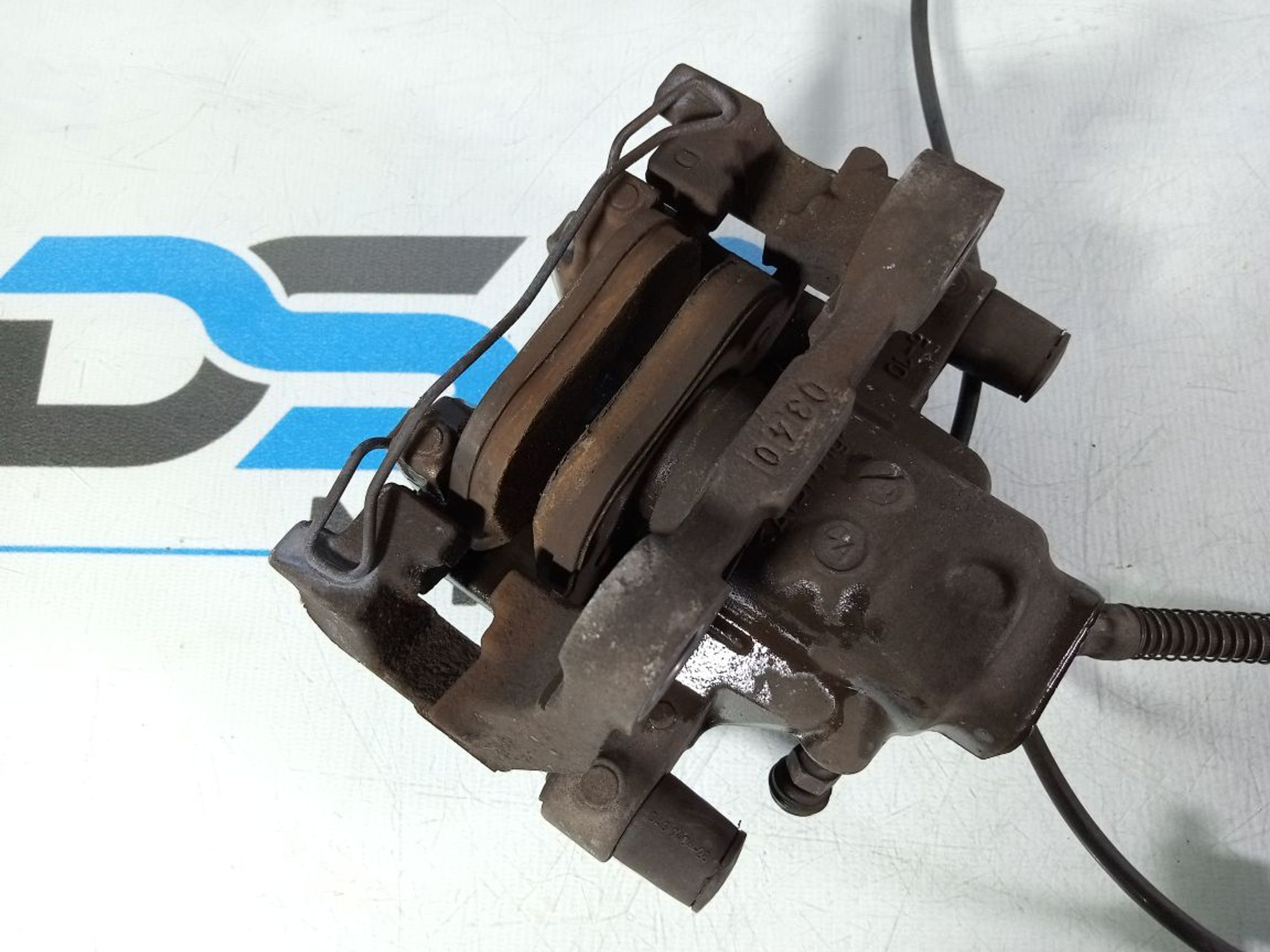 https://gcs.partsauto.market/rn-stockpro.appspot.com/thmbs/userImages/b7628e092085f1f91467af1afb6e7630/part/0fc97ac5-cac1-4742-8d8e-89b3d29674c9_1747114548666.jpg