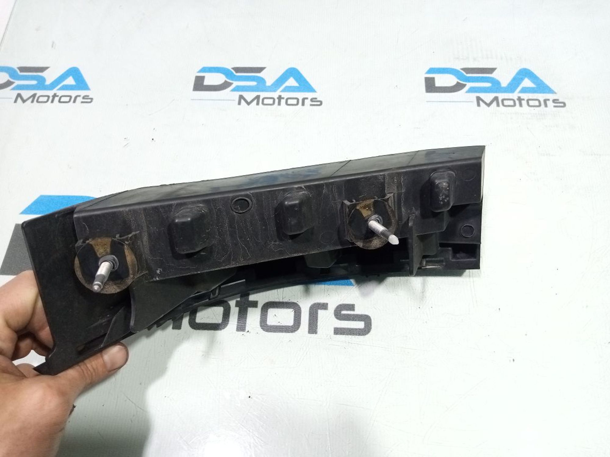https://gcs.partsauto.market/rn-stockpro.appspot.com/thmbs/userImages/b7628e092085f1f91467af1afb6e7630/part/0ffeaa0c-85f5-486d-94f5-1f23546aa598_1748279536988.jpg