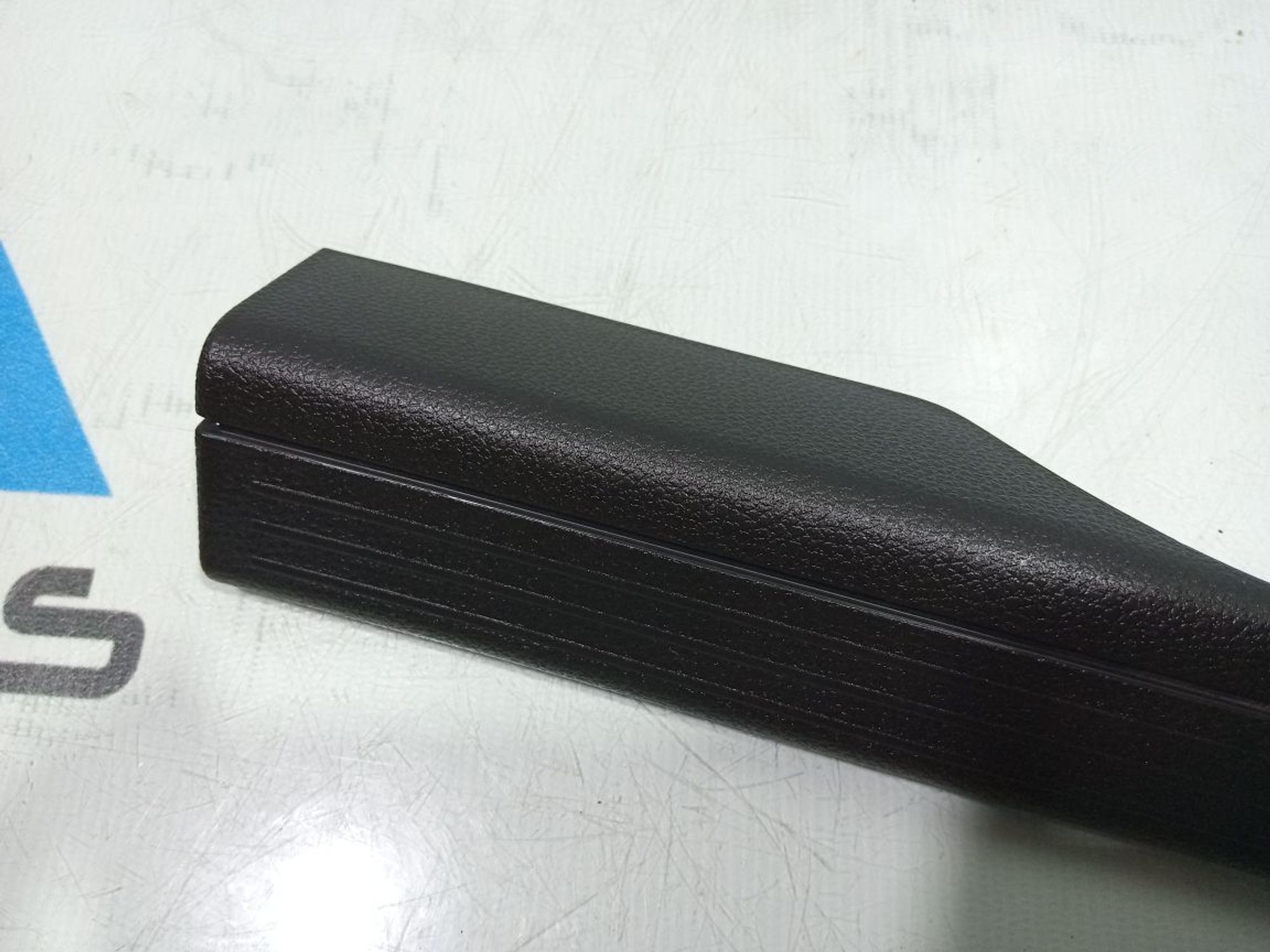 https://gcs.partsauto.market/rn-stockpro.appspot.com/thmbs/userImages/b7628e092085f1f91467af1afb6e7630/part/10822111-6d9b-4c8c-aa75-2f7894d6eb5b_1747758358975.jpg