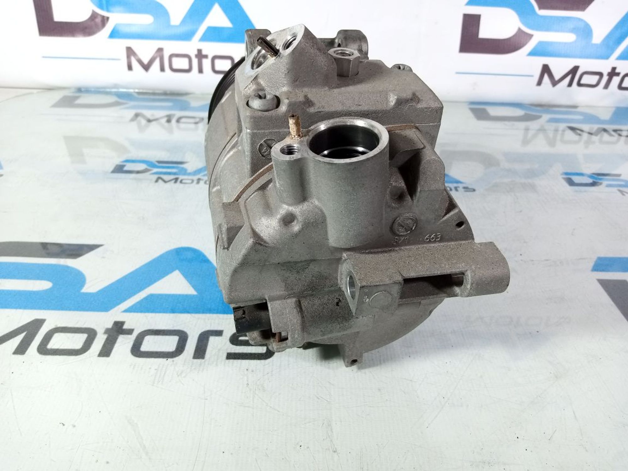 https://gcs.partsauto.market/rn-stockpro.appspot.com/thmbs/userImages/b7628e092085f1f91467af1afb6e7630/part/109f3773-cf0d-40e7-961e-57d084e4a5e8_1741079462647.jpg