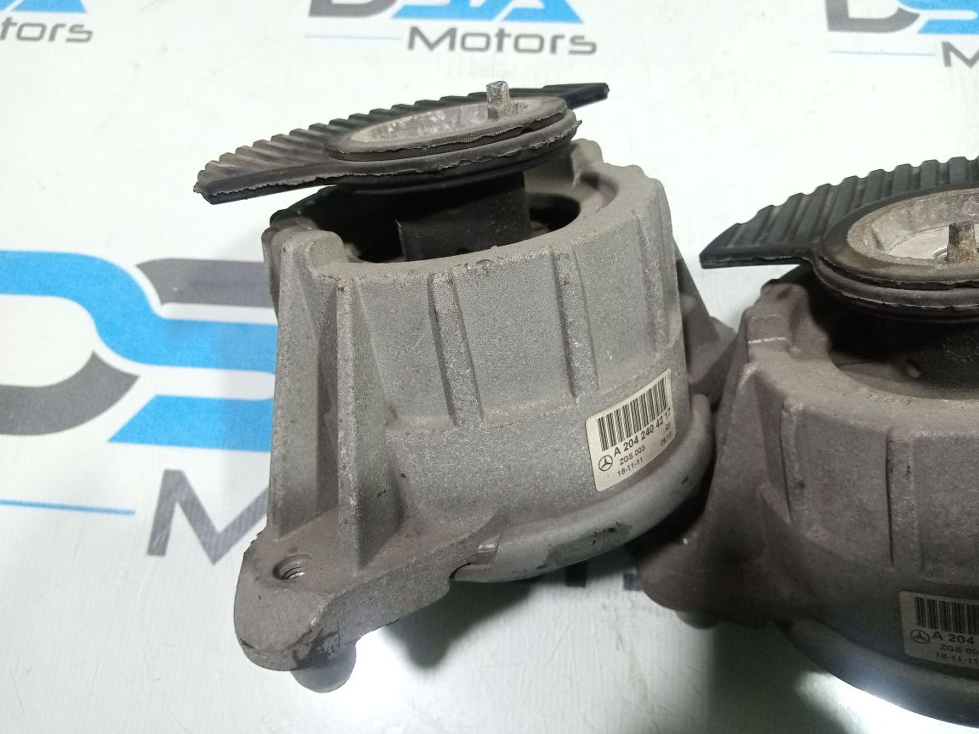 https://gcs.partsauto.market/rn-stockpro.appspot.com/thmbs/userImages/b7628e092085f1f91467af1afb6e7630/part/10d9a09e-4a2f-4845-9014-64434ead8386_1747849304026.jpg