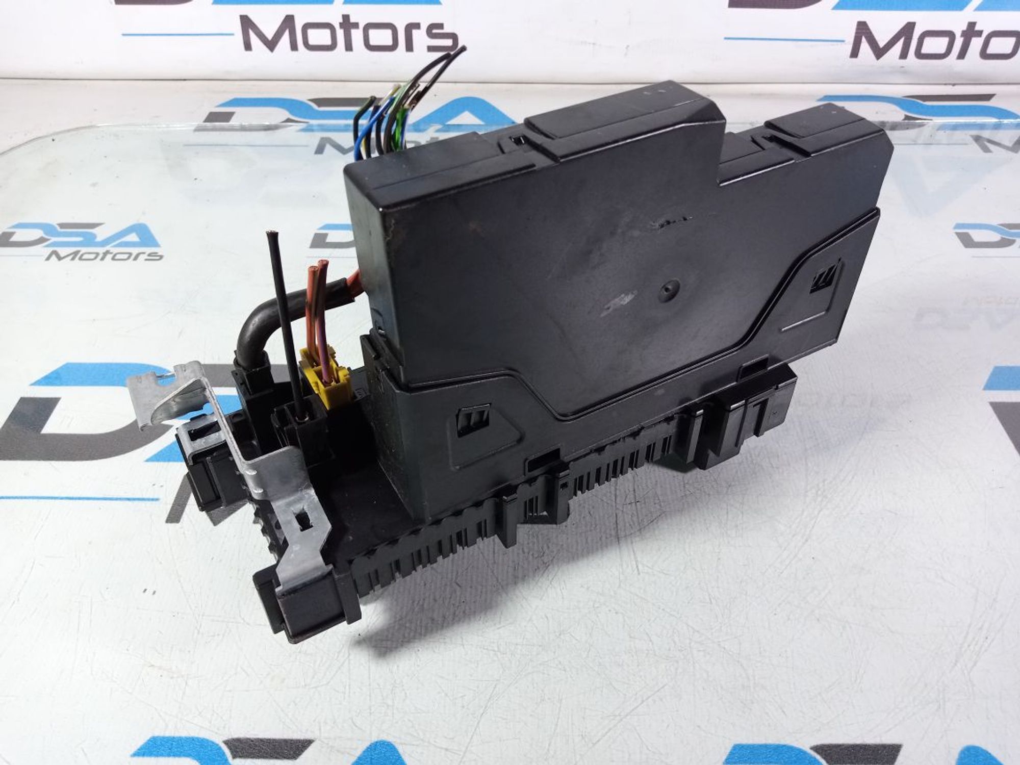 https://gcs.partsauto.market/rn-stockpro.appspot.com/thmbs/userImages/b7628e092085f1f91467af1afb6e7630/part/1227e6f3-e235-4751-abe8-37e9a41bd35c_1747024079707.jpg