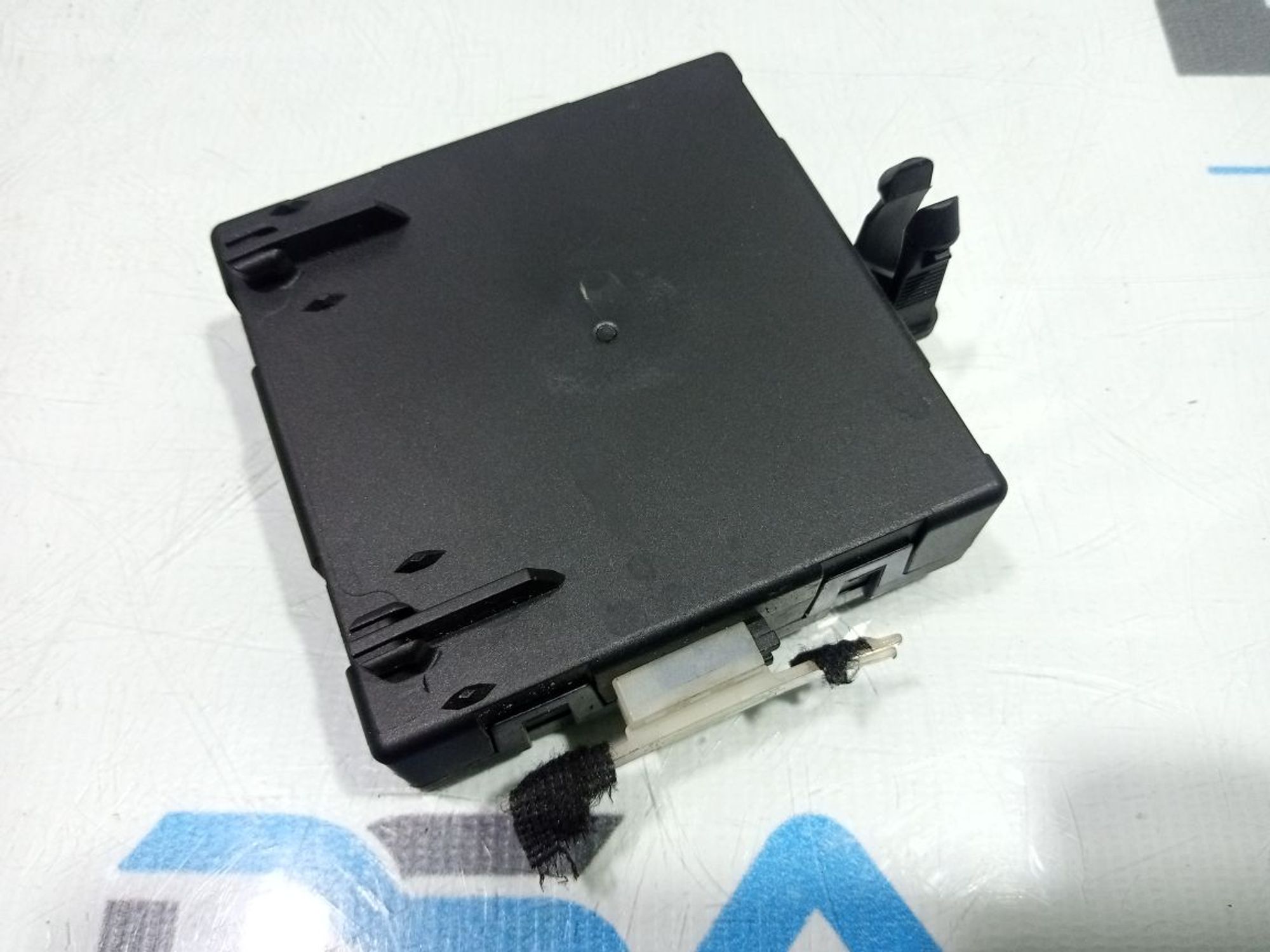 https://gcs.partsauto.market/rn-stockpro.appspot.com/thmbs/userImages/b7628e092085f1f91467af1afb6e7630/part/1280e213-dfff-4176-96f5-76faa72d1d9a_1748849321216.jpg
