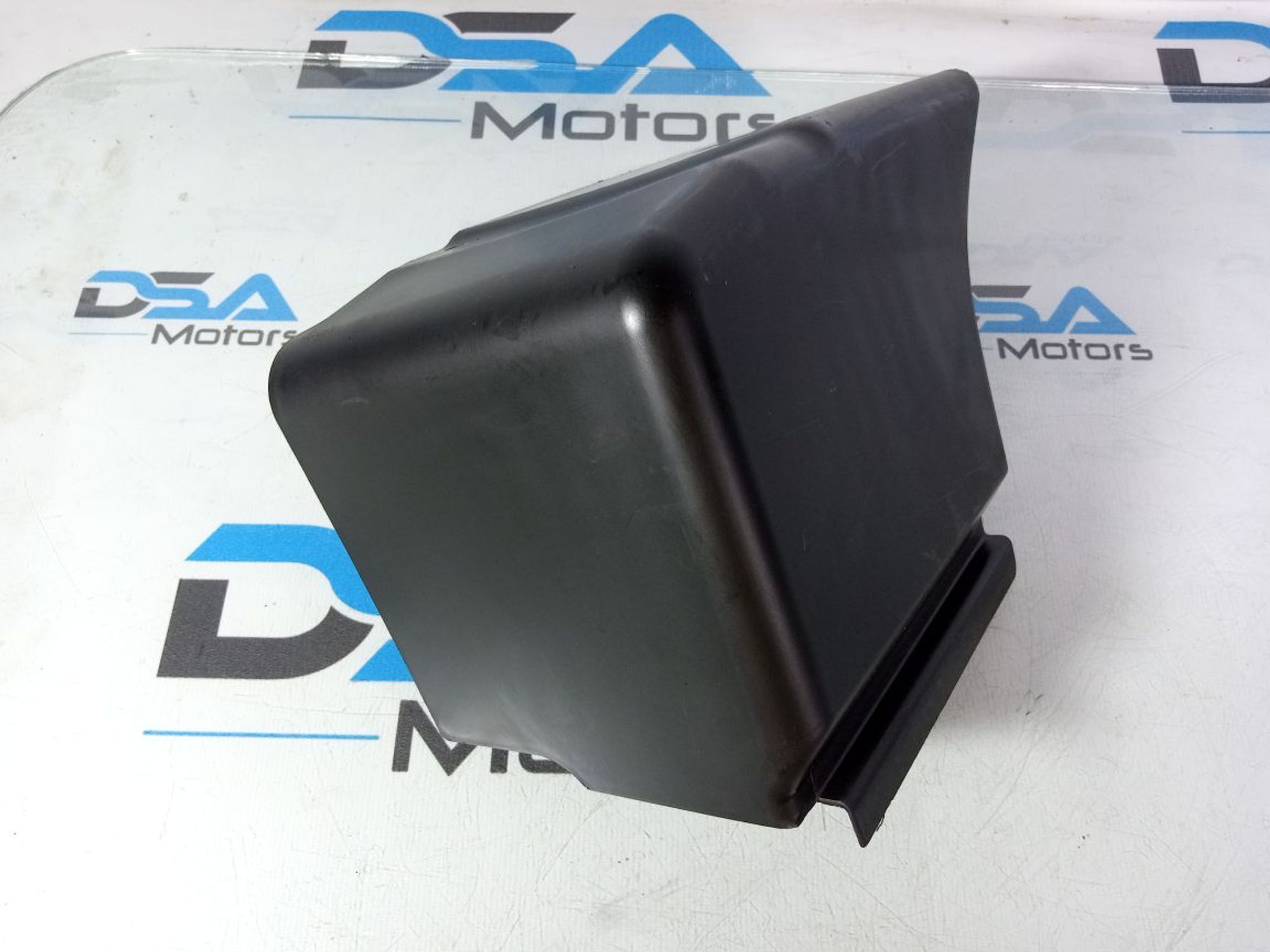 https://gcs.partsauto.market/rn-stockpro.appspot.com/thmbs/userImages/b7628e092085f1f91467af1afb6e7630/part/12fdb26d-b6a3-4924-8c4a-c479e7bf9c0f_1746168594116.jpg