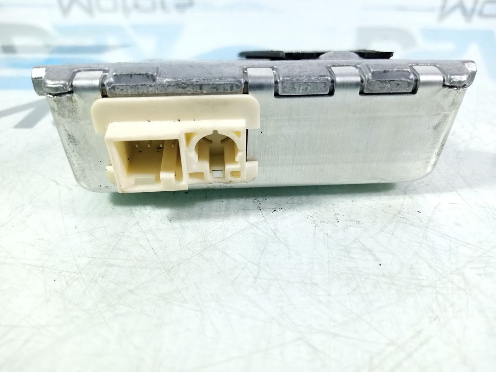 https://gcs.partsauto.market/rn-stockpro.appspot.com/thmbs/userImages/b7628e092085f1f91467af1afb6e7630/part/1460b25b-3c4c-4597-883c-76380bd5883a_1744738006715.jpg