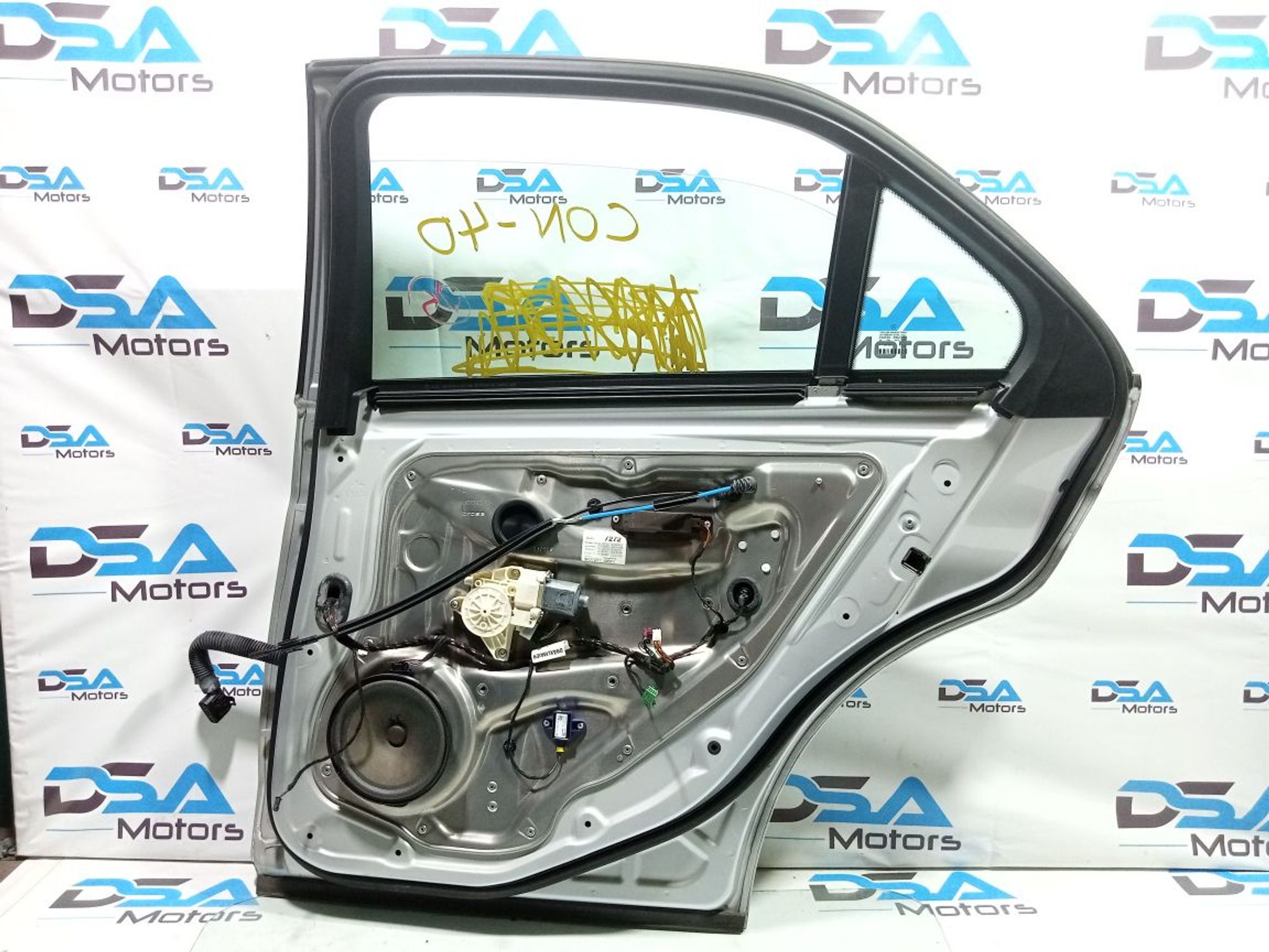 https://gcs.partsauto.market/rn-stockpro.appspot.com/thmbs/userImages/b7628e092085f1f91467af1afb6e7630/part/14f10f1f-1d50-4070-8b81-01e32b74c366_1748352999441.jpg