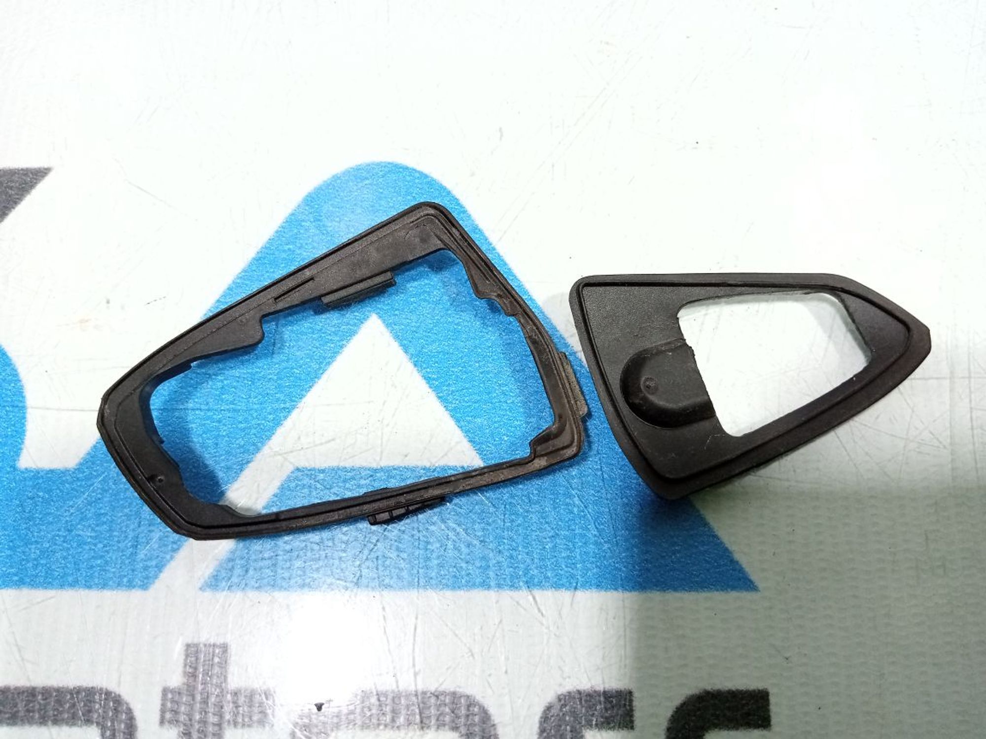 https://gcs.partsauto.market/rn-stockpro.appspot.com/thmbs/userImages/b7628e092085f1f91467af1afb6e7630/part/16462c26-edff-4ea3-aee5-c3809f703315_1748160865035.jpg