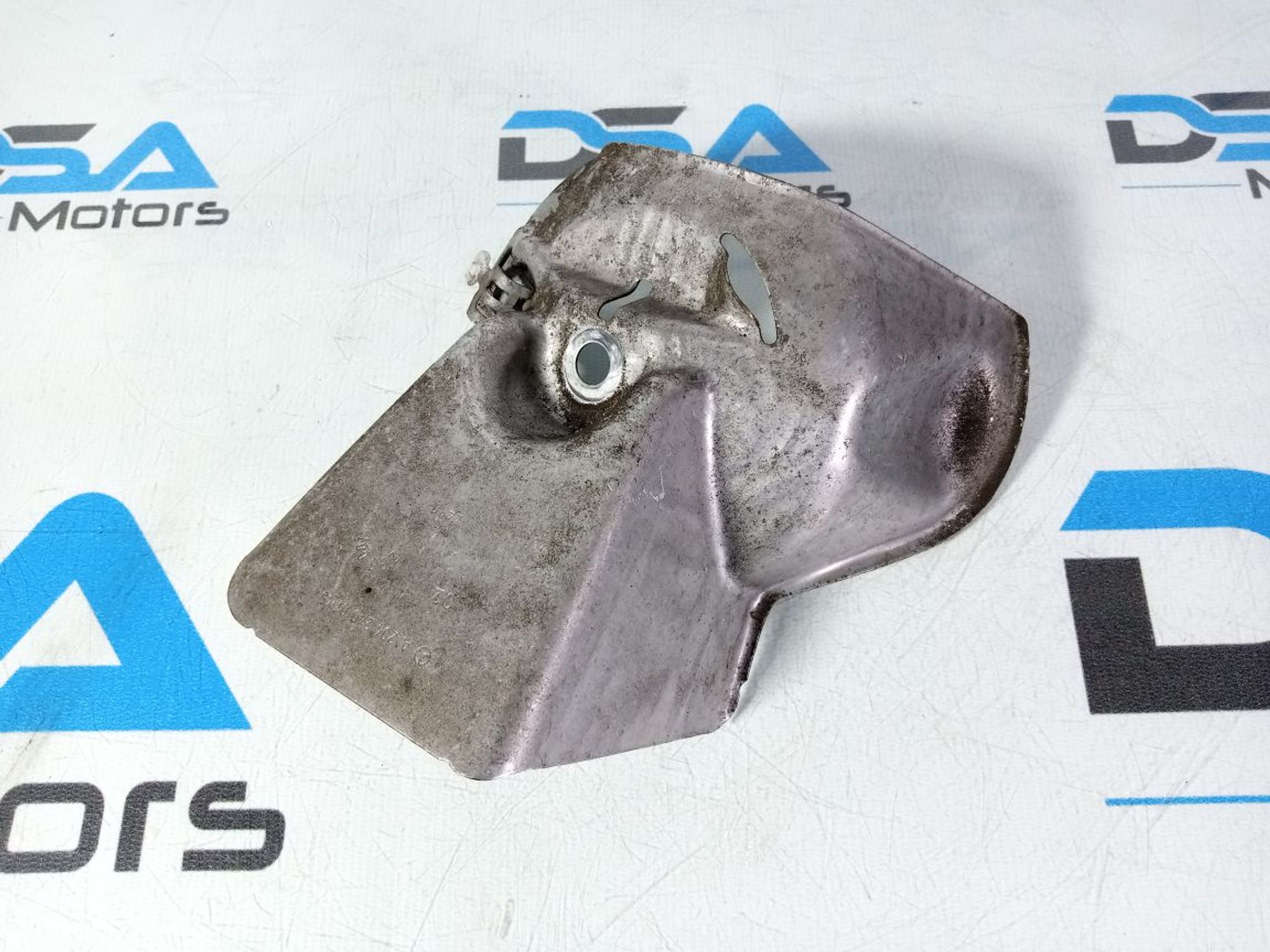 https://gcs.partsauto.market/rn-stockpro.appspot.com/thmbs/userImages/b7628e092085f1f91467af1afb6e7630/part/164bcdde-af31-4673-b69b-4a19027b7e1f_1744899488138.jpg
