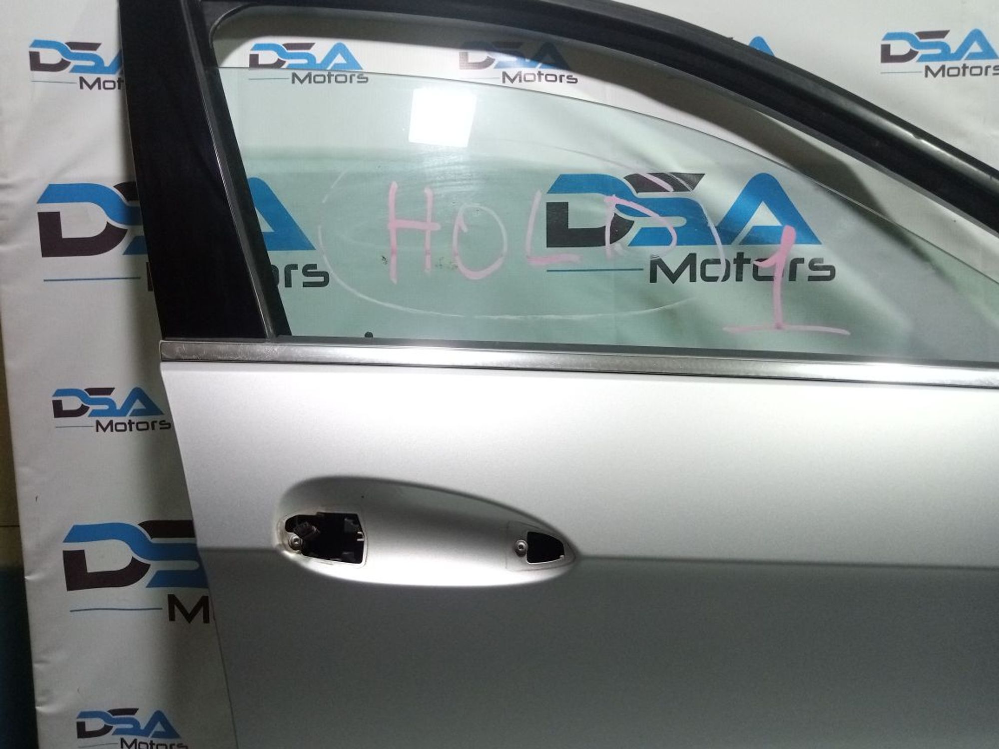 https://gcs.partsauto.market/rn-stockpro.appspot.com/thmbs/userImages/b7628e092085f1f91467af1afb6e7630/part/1674f344-0b0d-4878-9268-fdd40f7040e0_1748353011685.jpg