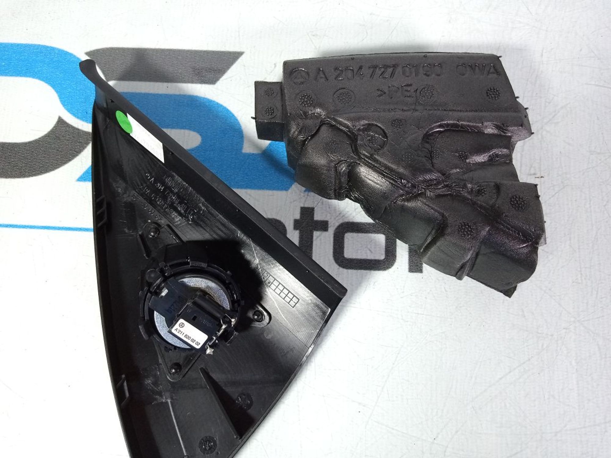 https://gcs.partsauto.market/rn-stockpro.appspot.com/thmbs/userImages/b7628e092085f1f91467af1afb6e7630/part/169dda29-be3c-44ea-a64f-b2dd705d36bf_1745843691942.jpg