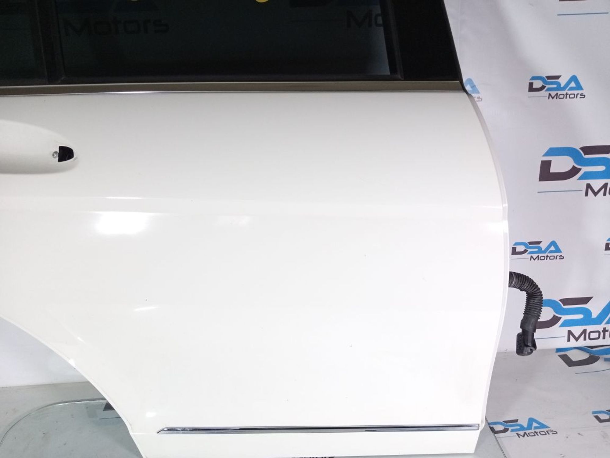 https://gcs.partsauto.market/rn-stockpro.appspot.com/thmbs/userImages/b7628e092085f1f91467af1afb6e7630/part/16a73ba3-ec90-434d-88a3-f7fb882a3797_1746958200598.jpg