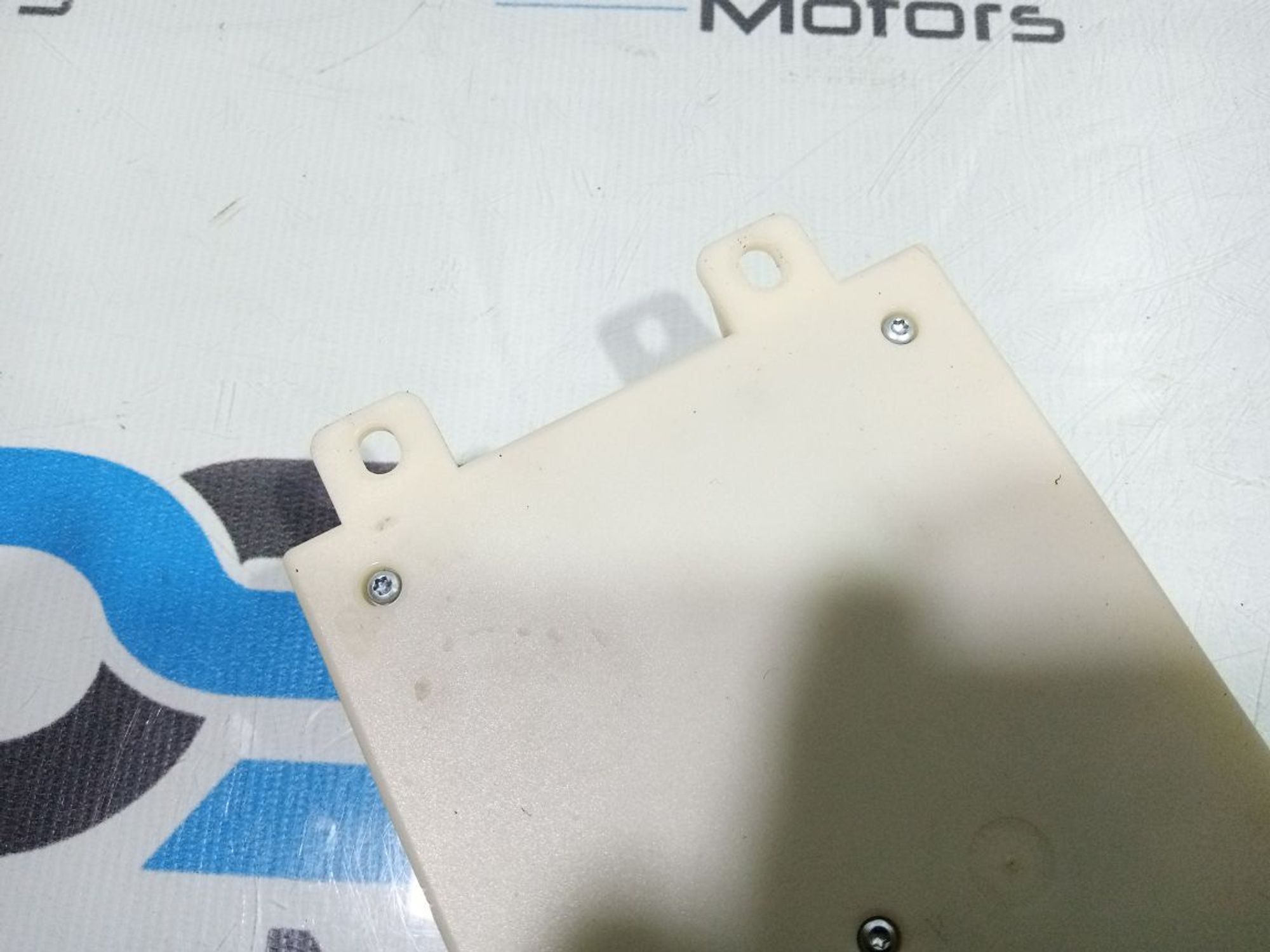 https://gcs.partsauto.market/rn-stockpro.appspot.com/thmbs/userImages/b7628e092085f1f91467af1afb6e7630/part/17a656d7-a65f-4001-8460-3bd45ce9e4ff_1748161475841.jpg