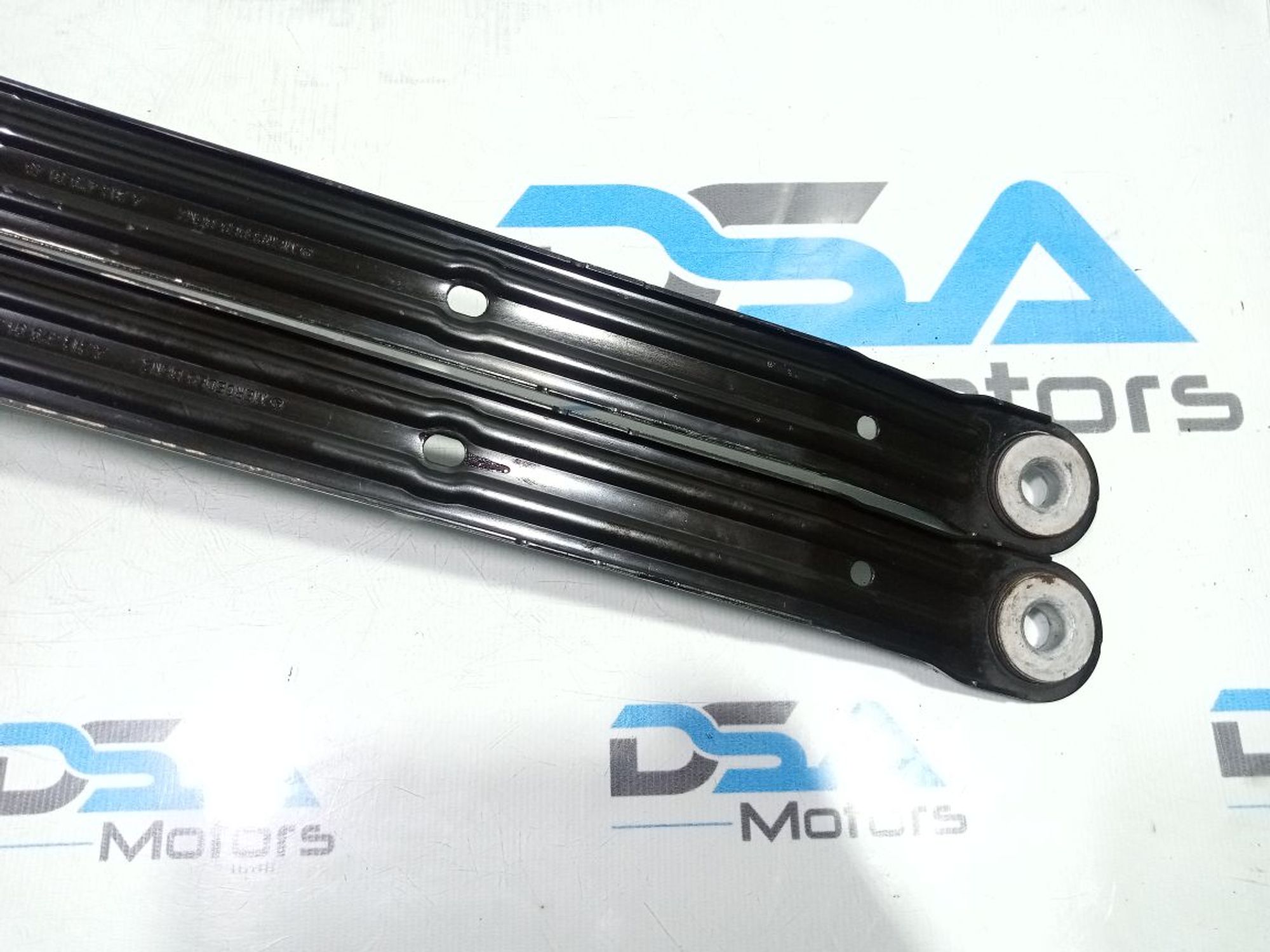 https://gcs.partsauto.market/rn-stockpro.appspot.com/thmbs/userImages/b7628e092085f1f91467af1afb6e7630/part/17d56d5f-c244-4687-9bff-63d6fcdd12a3_1747848841934.jpg