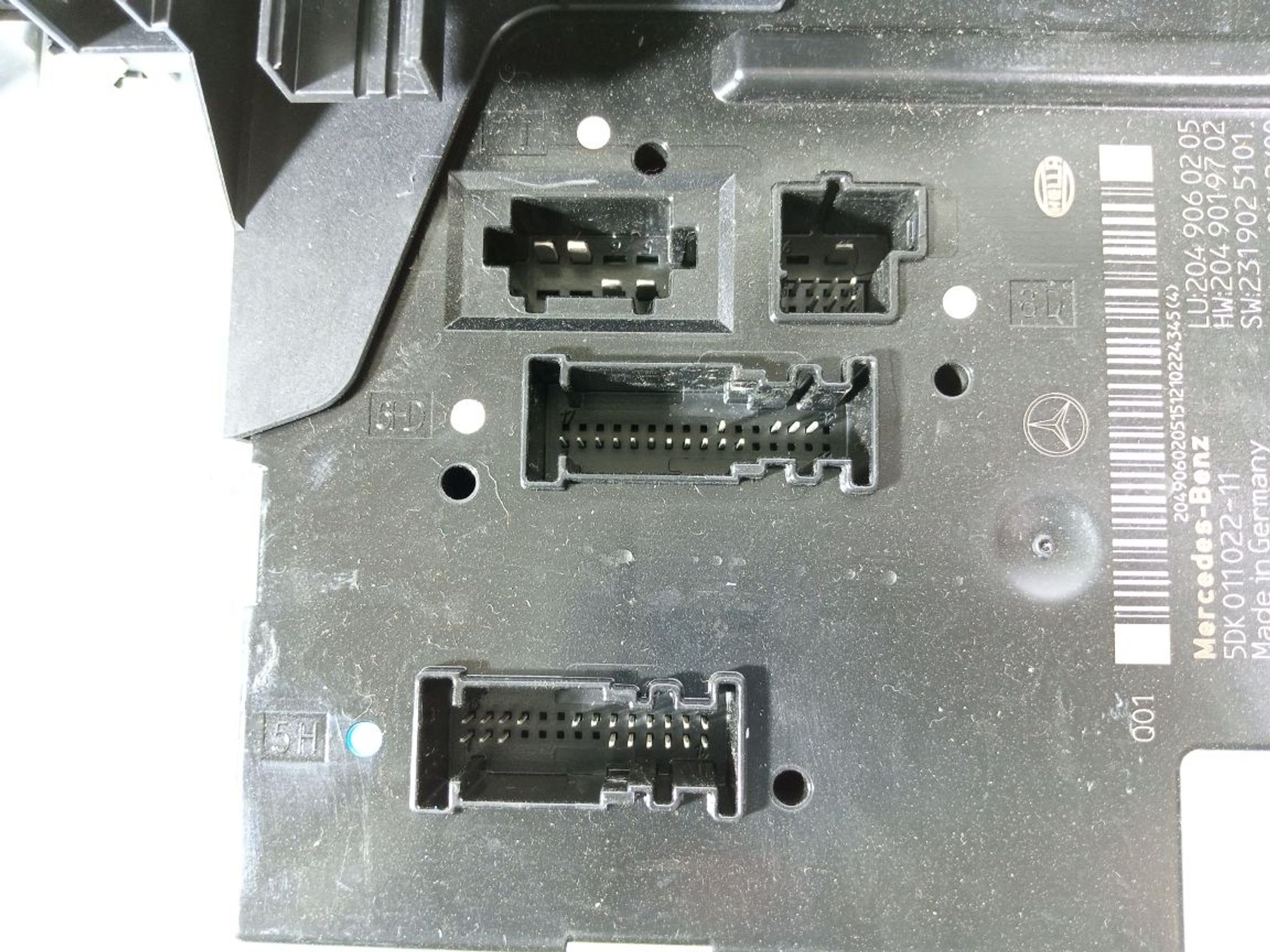 https://gcs.partsauto.market/rn-stockpro.appspot.com/thmbs/userImages/b7628e092085f1f91467af1afb6e7630/part/18508f19-9430-472e-aa93-99937011dea6_1737110522457.jpg