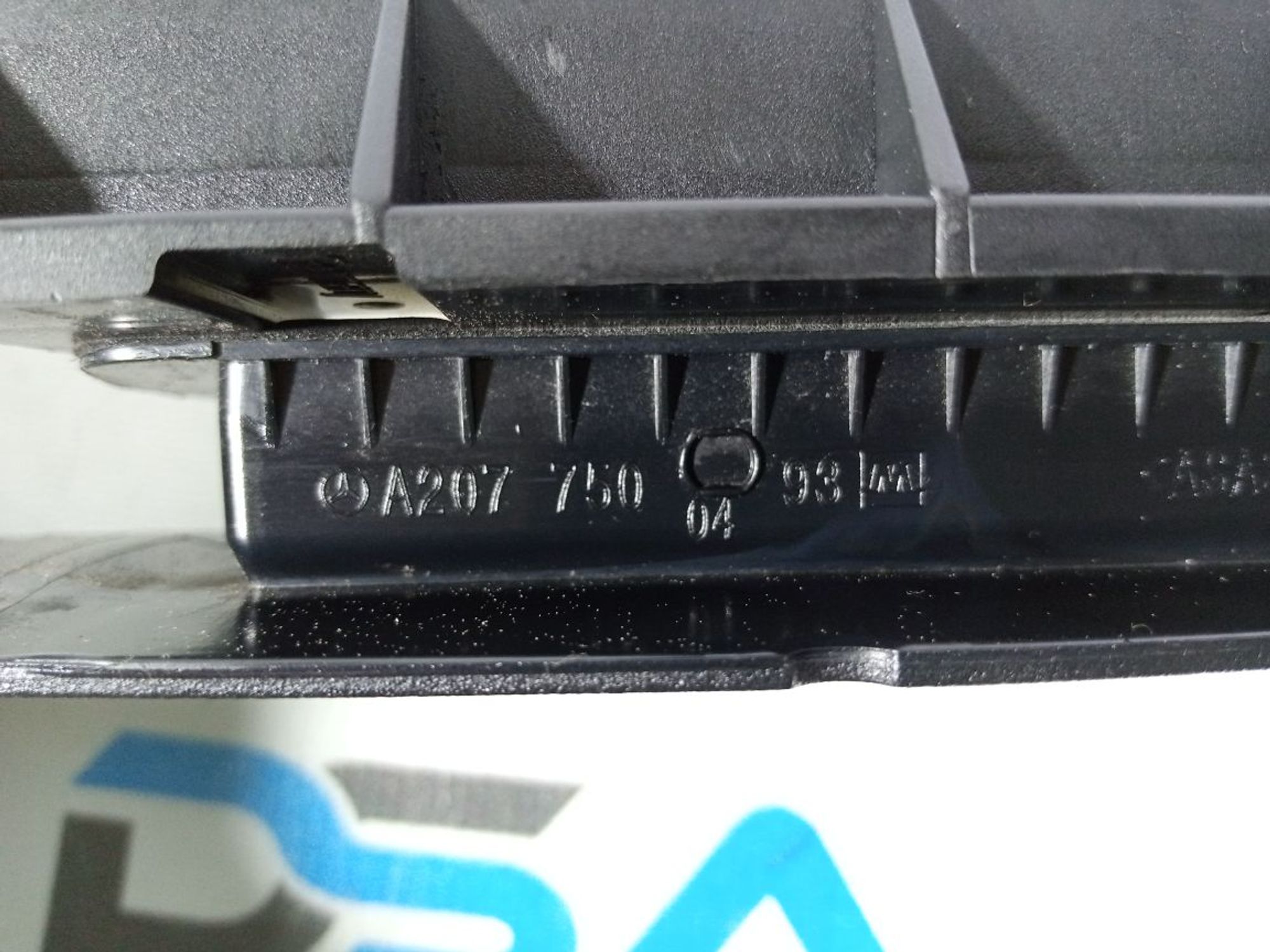 https://gcs.partsauto.market/rn-stockpro.appspot.com/thmbs/userImages/b7628e092085f1f91467af1afb6e7630/part/1860973f-d232-43ad-b21d-3bfbec86dd3a_1742557677188.jpg
