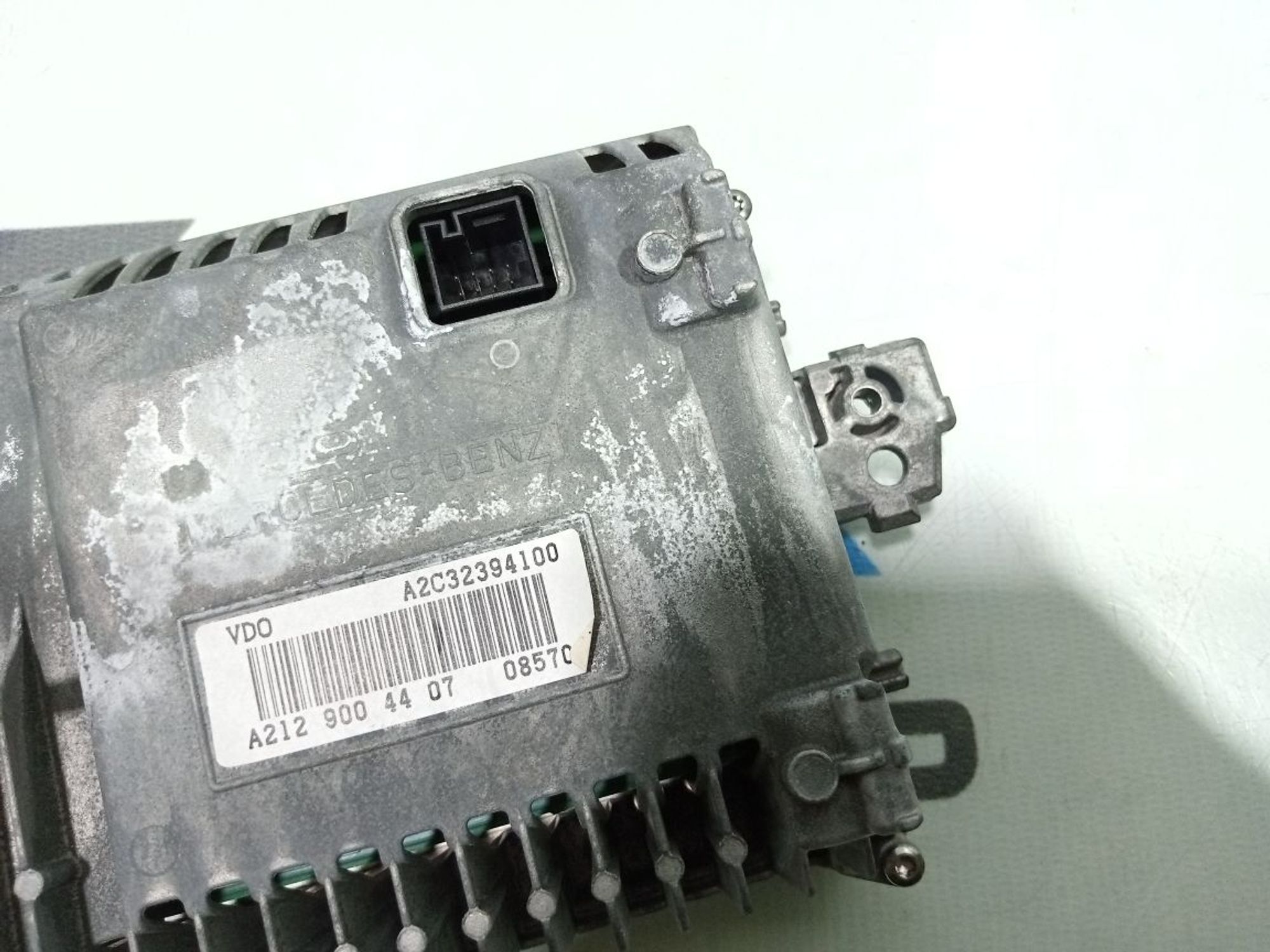 https://gcs.partsauto.market/rn-stockpro.appspot.com/thmbs/userImages/b7628e092085f1f91467af1afb6e7630/part/18895283-2bd4-4136-b9bf-df7dd22df210_1748161180715.jpg