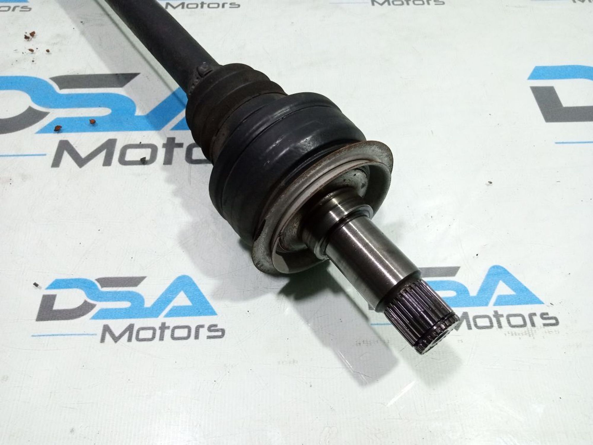 https://gcs.partsauto.market/rn-stockpro.appspot.com/thmbs/userImages/b7628e092085f1f91467af1afb6e7630/part/192cfad7-4d20-49cf-8104-1880aa19f44c_1748615797048.jpg