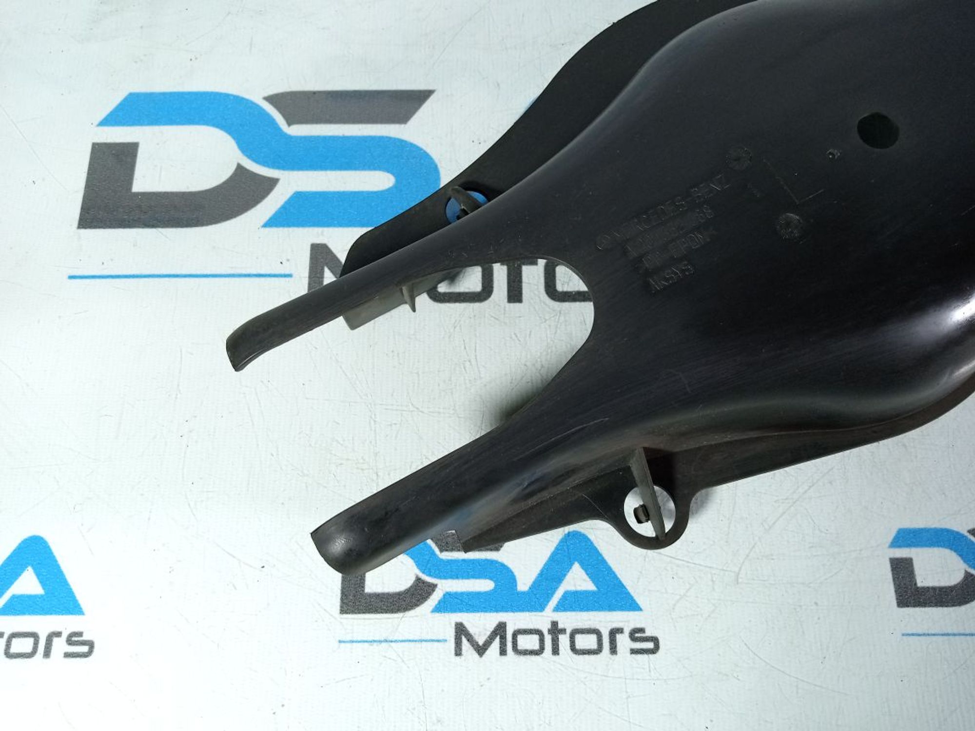 https://gcs.partsauto.market/rn-stockpro.appspot.com/thmbs/userImages/b7628e092085f1f91467af1afb6e7630/part/19369cd5-4141-442f-97fe-cc1589a74dc6_1747114601307.jpg