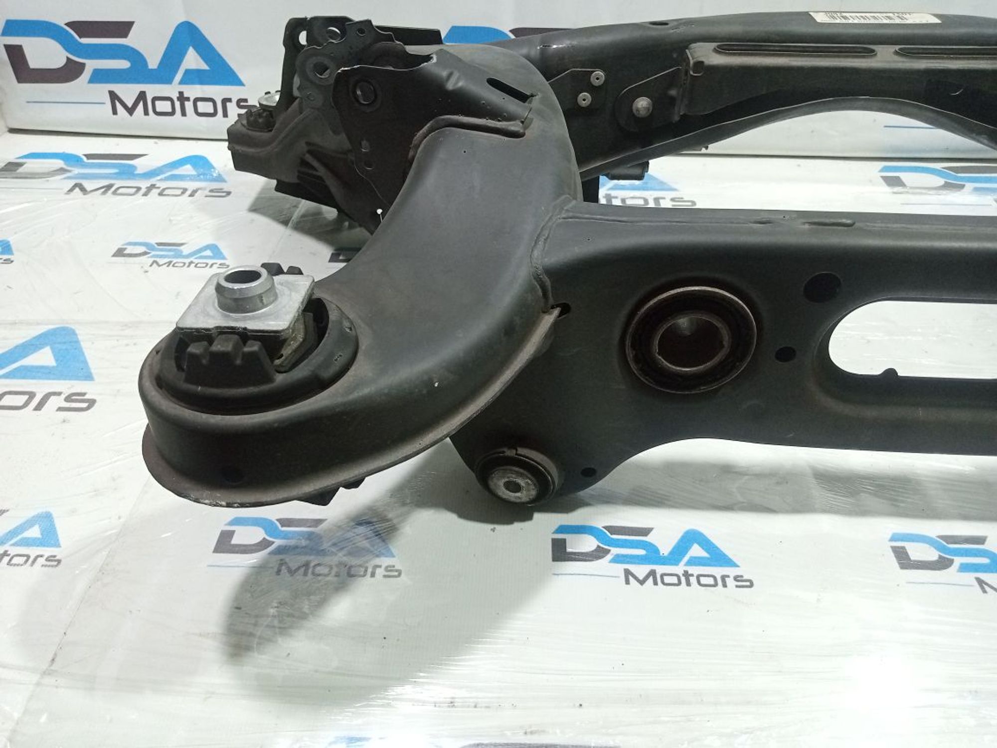 https://gcs.partsauto.market/rn-stockpro.appspot.com/thmbs/userImages/b7628e092085f1f91467af1afb6e7630/part/1957a209-b17b-4abe-9ee7-f2d4c55b8fc6_1749716624318.jpg