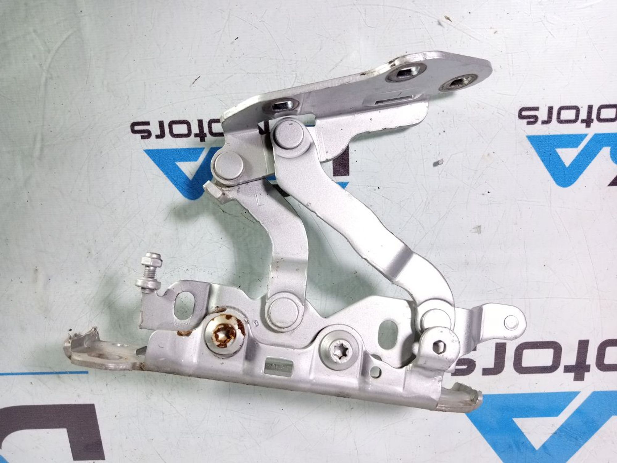 https://gcs.partsauto.market/rn-stockpro.appspot.com/thmbs/userImages/b7628e092085f1f91467af1afb6e7630/part/196d4595-13d0-402a-a74d-7982cf5f50a1_1735223807278.jpg