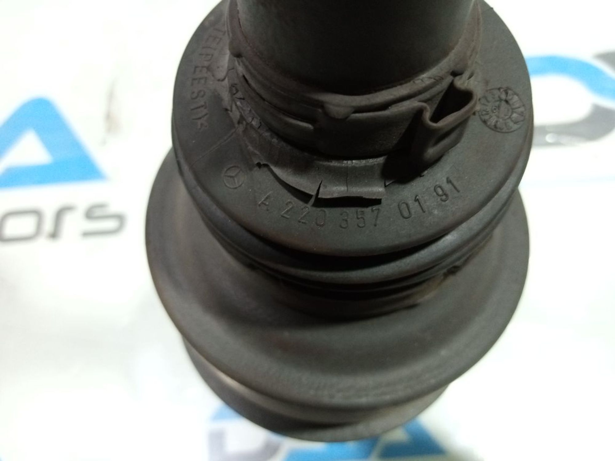 https://gcs.partsauto.market/rn-stockpro.appspot.com/thmbs/userImages/b7628e092085f1f91467af1afb6e7630/part/19ba9395-ff2c-4c5e-b4af-a956ae75e6d2_1749181773574.jpg