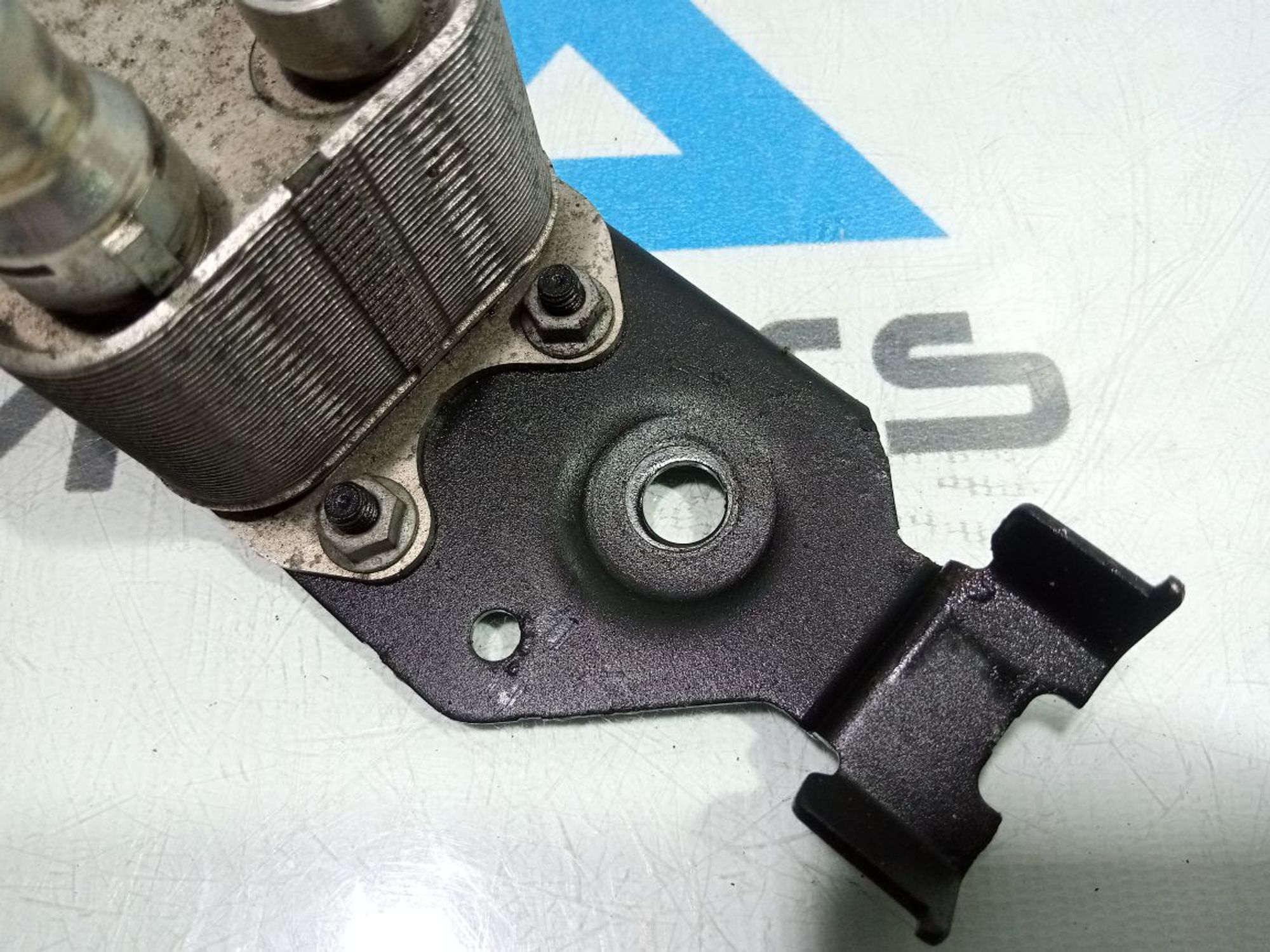 https://gcs.partsauto.market/rn-stockpro.appspot.com/thmbs/userImages/b7628e092085f1f91467af1afb6e7630/part/1bd6fc02-58ae-43ef-8fe0-494dc678a67d_1748621829295.jpg