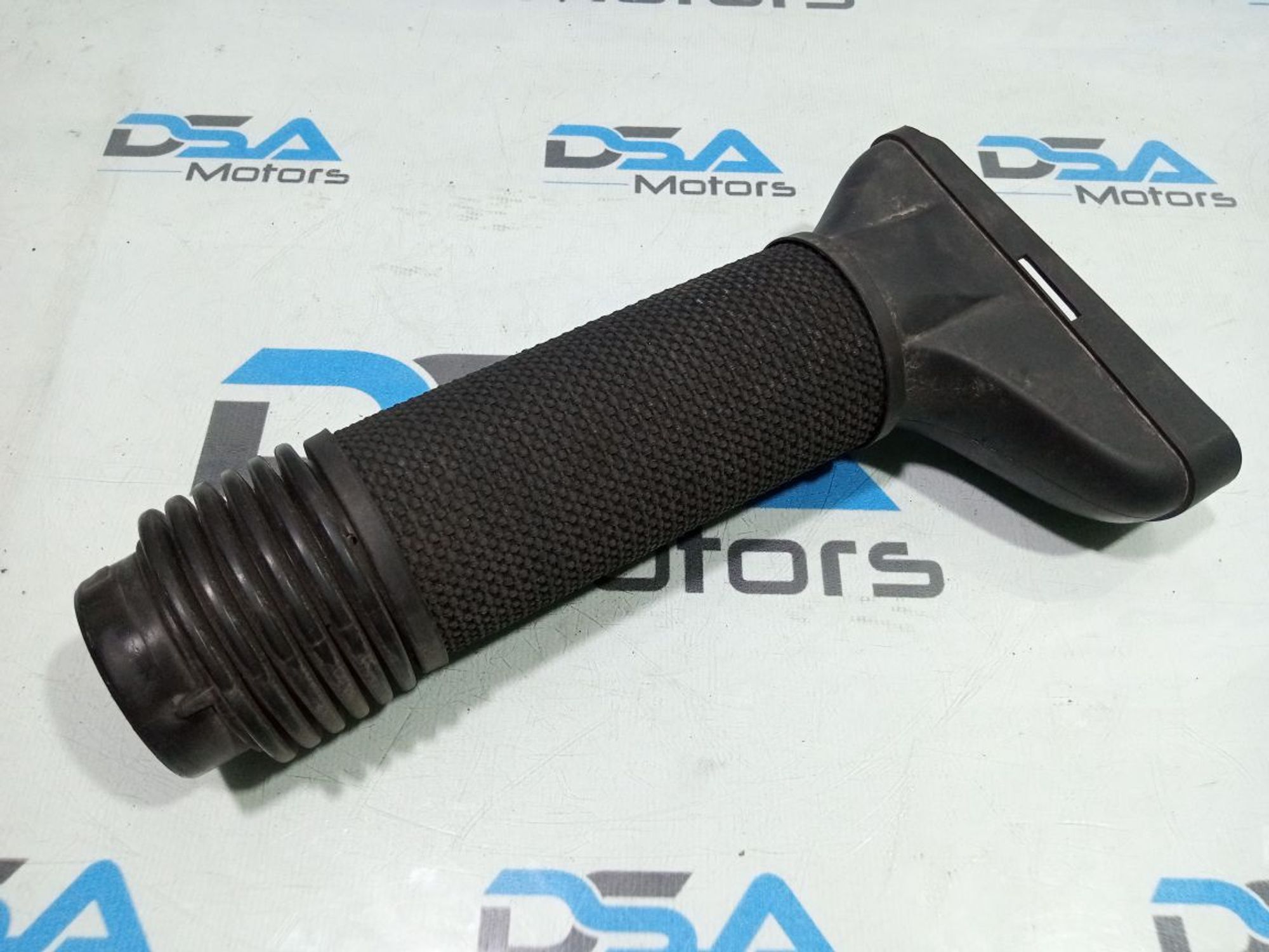 https://gcs.partsauto.market/rn-stockpro.appspot.com/thmbs/userImages/b7628e092085f1f91467af1afb6e7630/part/1c5c9171-7061-4b9c-810a-9c4707c54923_1748410647021.jpg