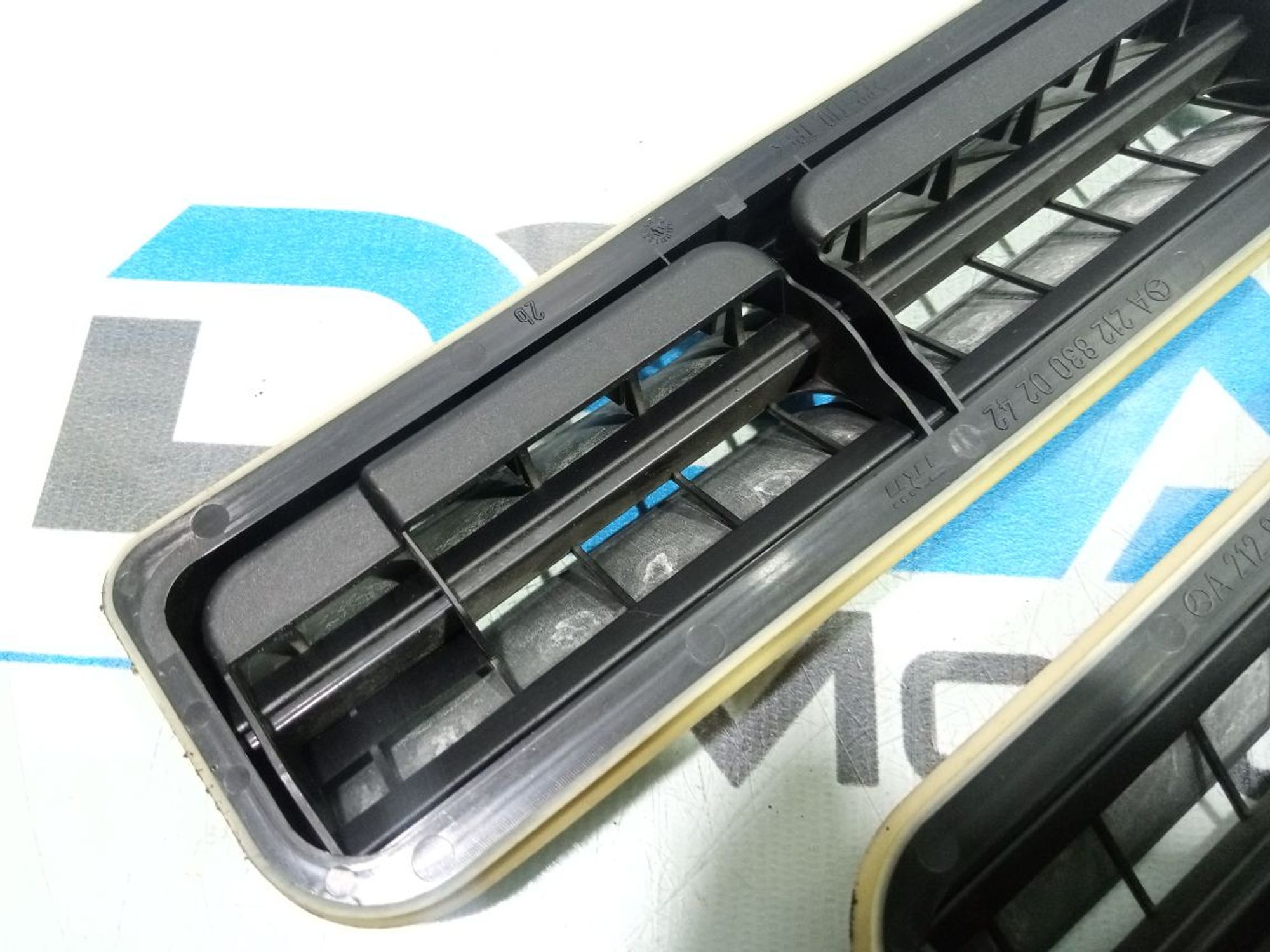 https://gcs.partsauto.market/rn-stockpro.appspot.com/thmbs/userImages/b7628e092085f1f91467af1afb6e7630/part/1c83758a-7f69-491b-ad4b-371c308f1eec_1748855922076.jpg