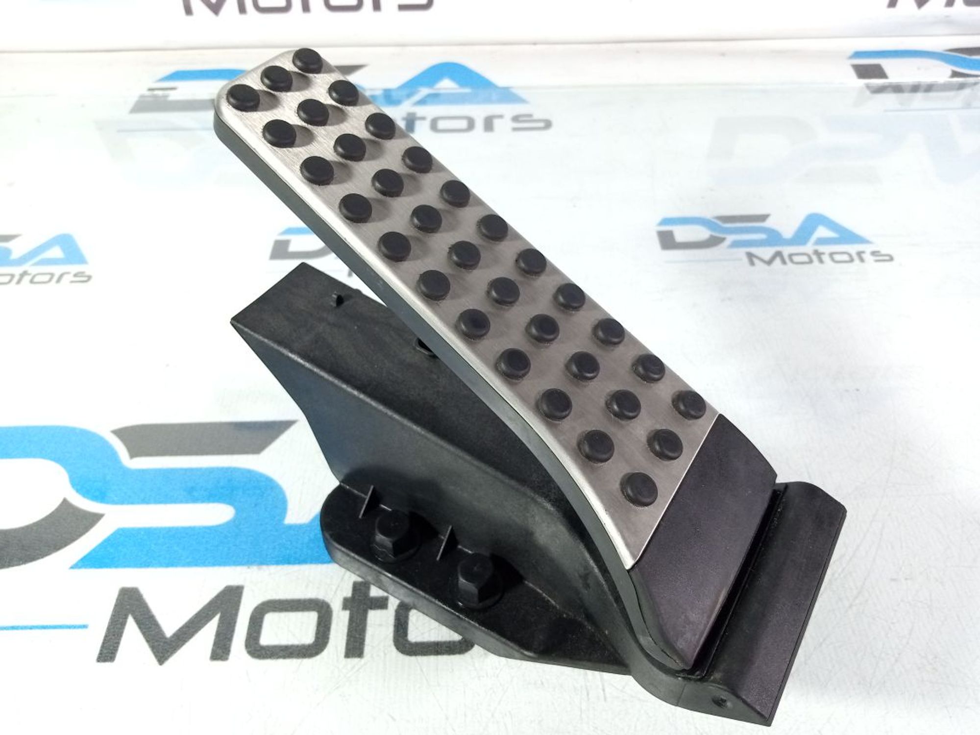 https://gcs.partsauto.market/rn-stockpro.appspot.com/thmbs/userImages/b7628e092085f1f91467af1afb6e7630/part/1cb90503-b678-4d9a-bb98-c8622aebcb35_1746542740443.jpg