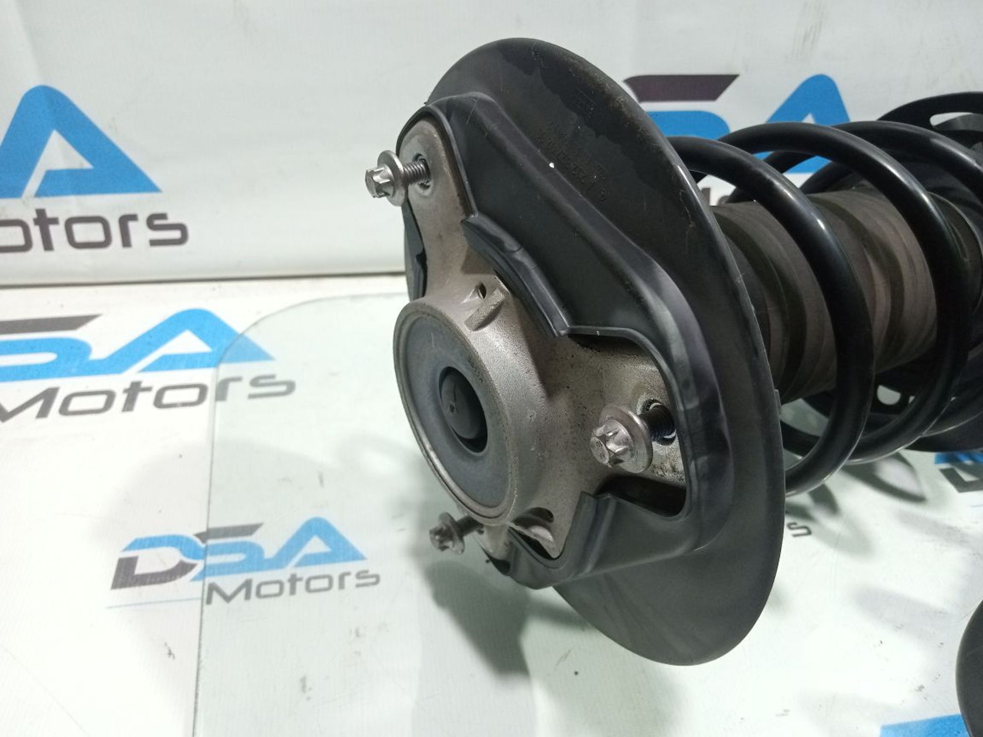https://gcs.partsauto.market/rn-stockpro.appspot.com/thmbs/userImages/b7628e092085f1f91467af1afb6e7630/part/1d29c5b6-457a-4312-9c25-d6c03f639f17_1748282618002.jpg