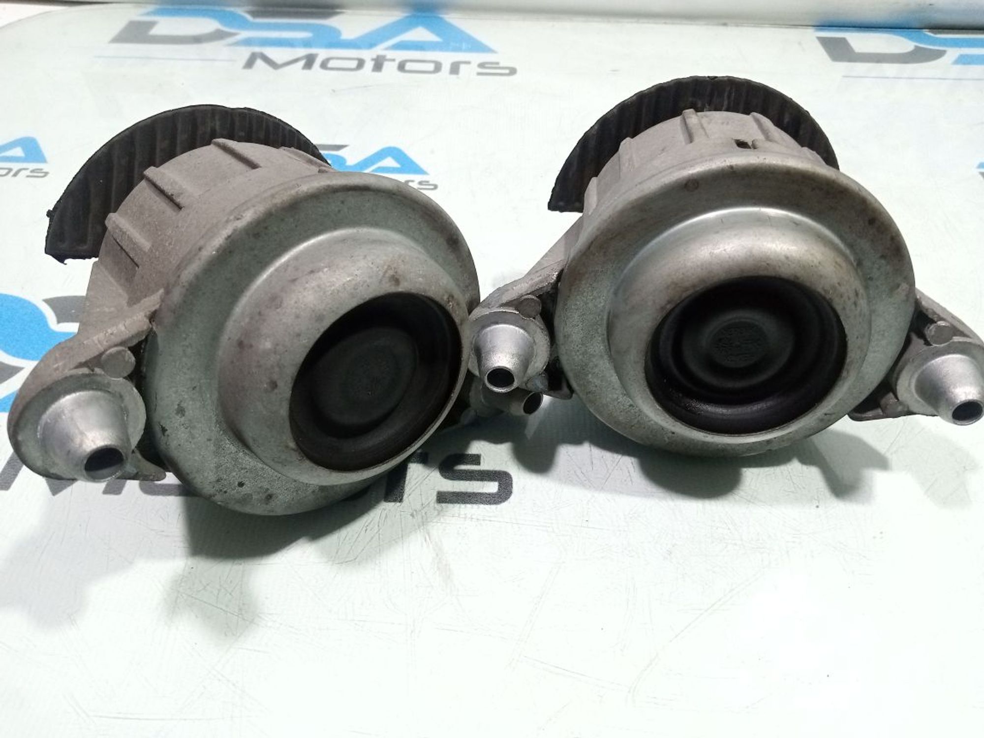 https://gcs.partsauto.market/rn-stockpro.appspot.com/thmbs/userImages/b7628e092085f1f91467af1afb6e7630/part/1d7a7214-be9a-4526-bff1-dd35523284da_1747849313370.jpg
