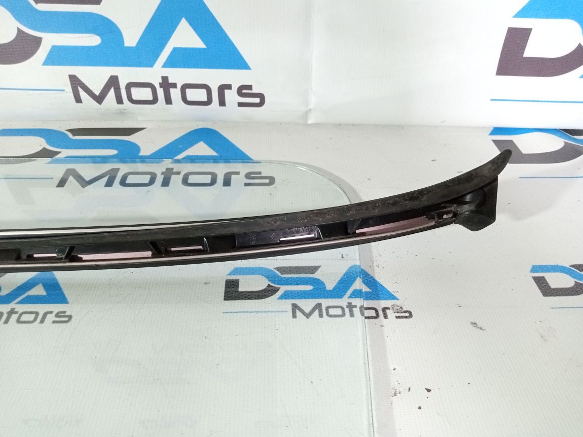 https://gcs.partsauto.market/rn-stockpro.appspot.com/thmbs/userImages/b7628e092085f1f91467af1afb6e7630/part/1e26516b-a070-47c3-999f-287902717b7f_1747216951299.jpg