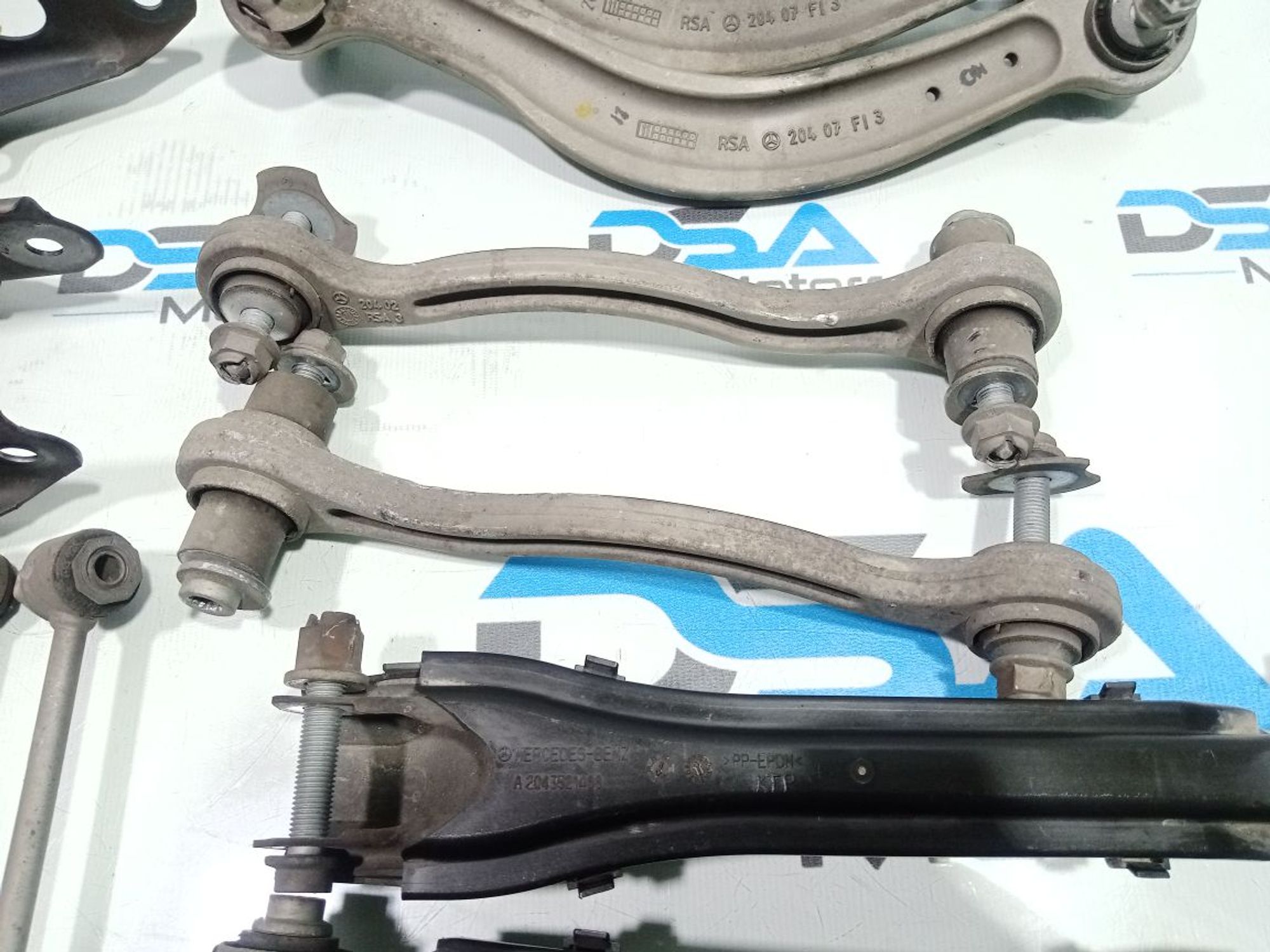 https://gcs.partsauto.market/rn-stockpro.appspot.com/thmbs/userImages/b7628e092085f1f91467af1afb6e7630/part/1fe36533-29b0-4e10-8192-bf6c63373ad8_1747896498345.jpg