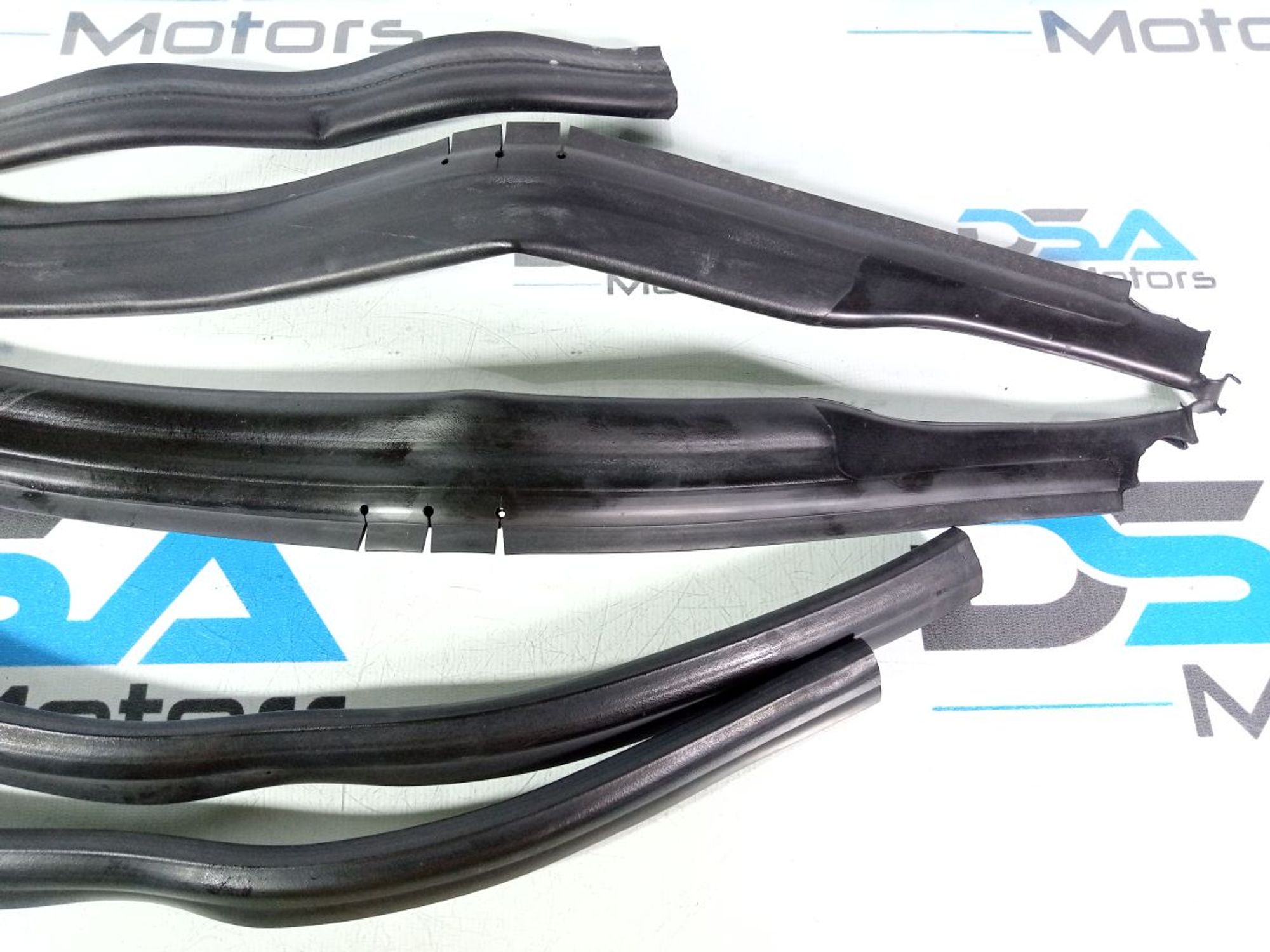 https://gcs.partsauto.market/rn-stockpro.appspot.com/thmbs/userImages/b7628e092085f1f91467af1afb6e7630/part/1ff5b2e3-5620-480f-8f49-c54727abdd12_1746166717841.jpg