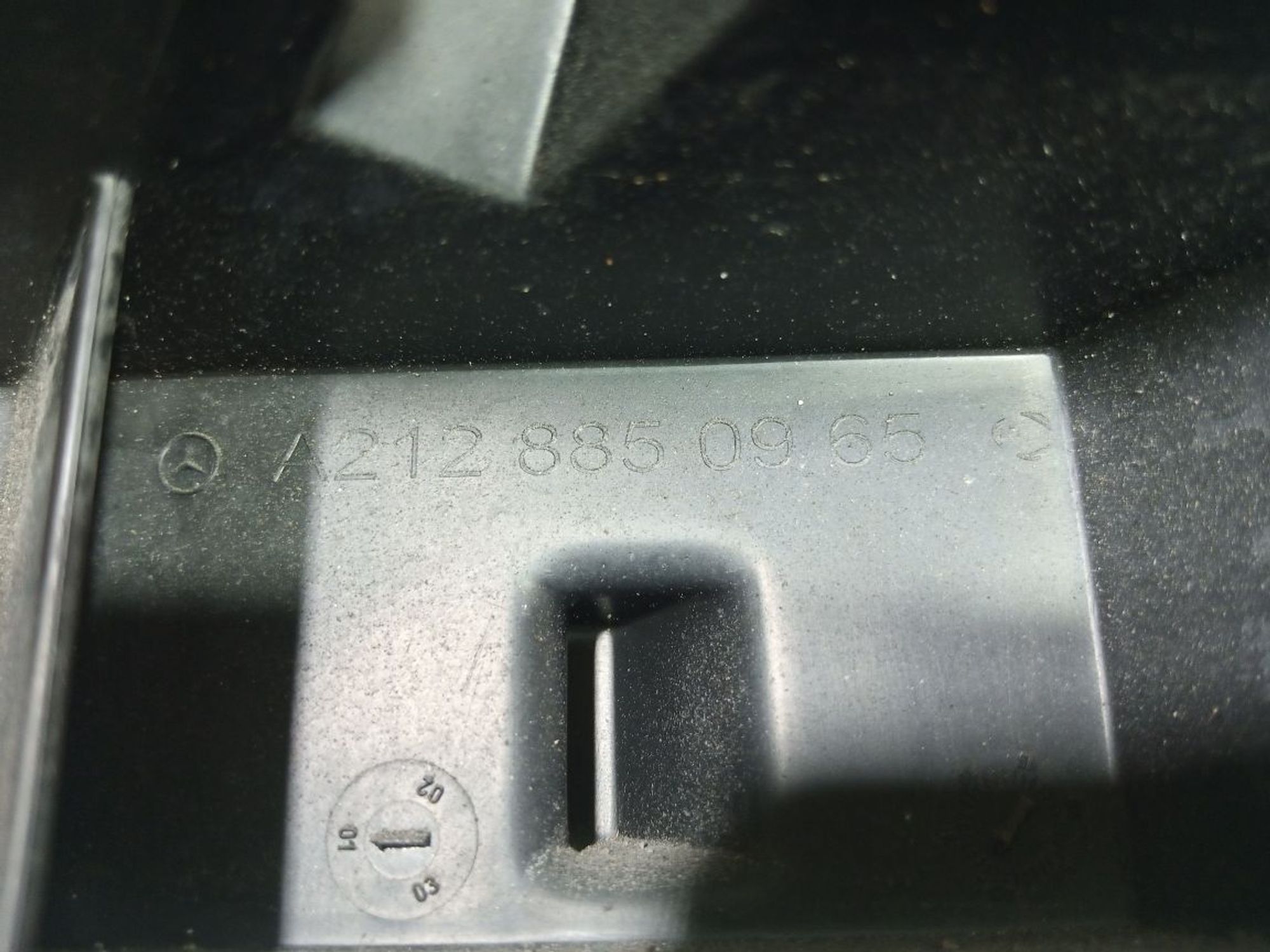 https://gcs.partsauto.market/rn-stockpro.appspot.com/thmbs/userImages/b7628e092085f1f91467af1afb6e7630/part/2002b543-74ad-40e4-b26d-018e629f1fc1_1748279539711.jpg