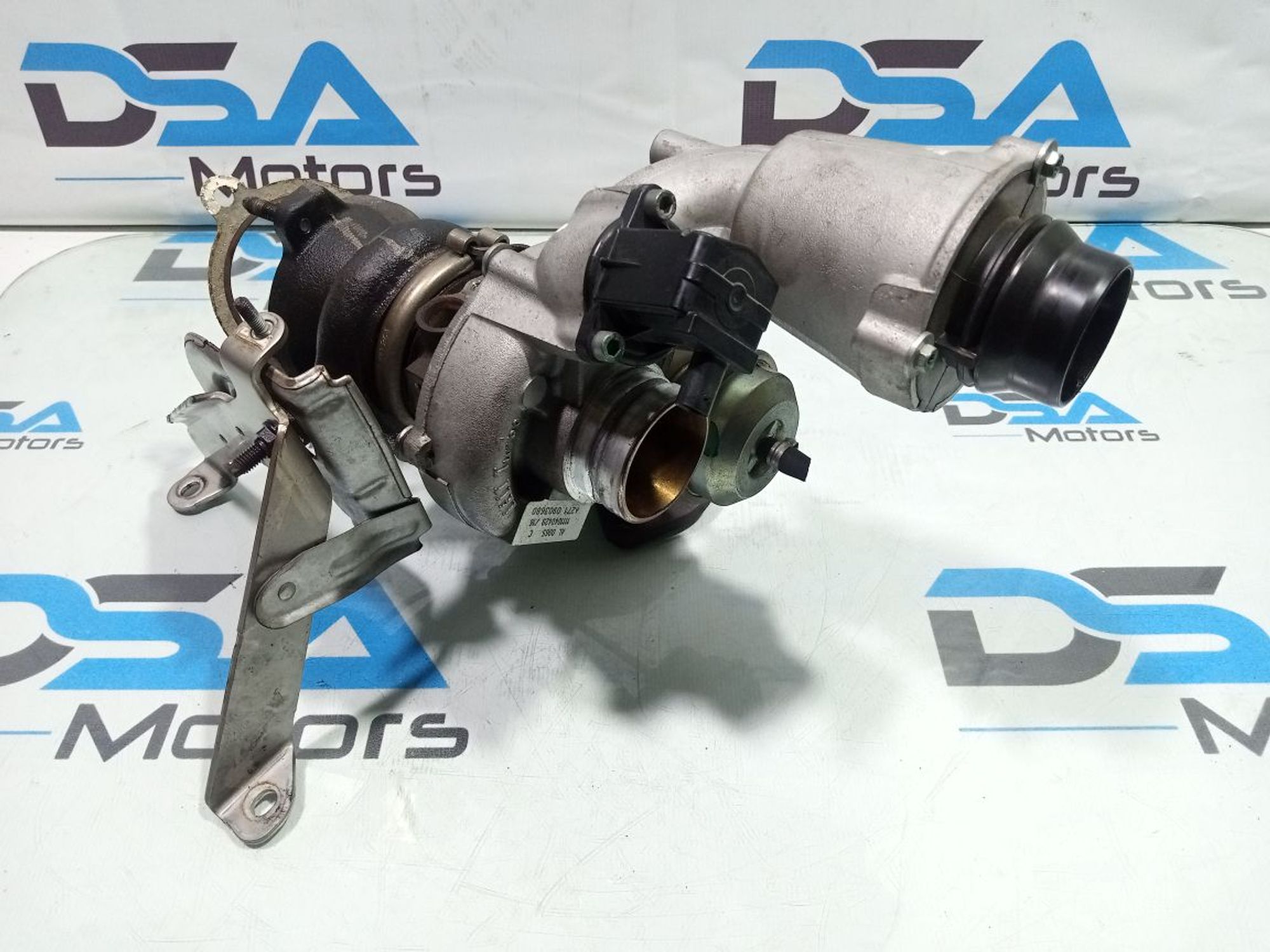 https://gcs.partsauto.market/rn-stockpro.appspot.com/thmbs/userImages/b7628e092085f1f91467af1afb6e7630/part/200dcbe0-99e8-4c09-bce1-8a611ea729eb_1747849200392.jpg
