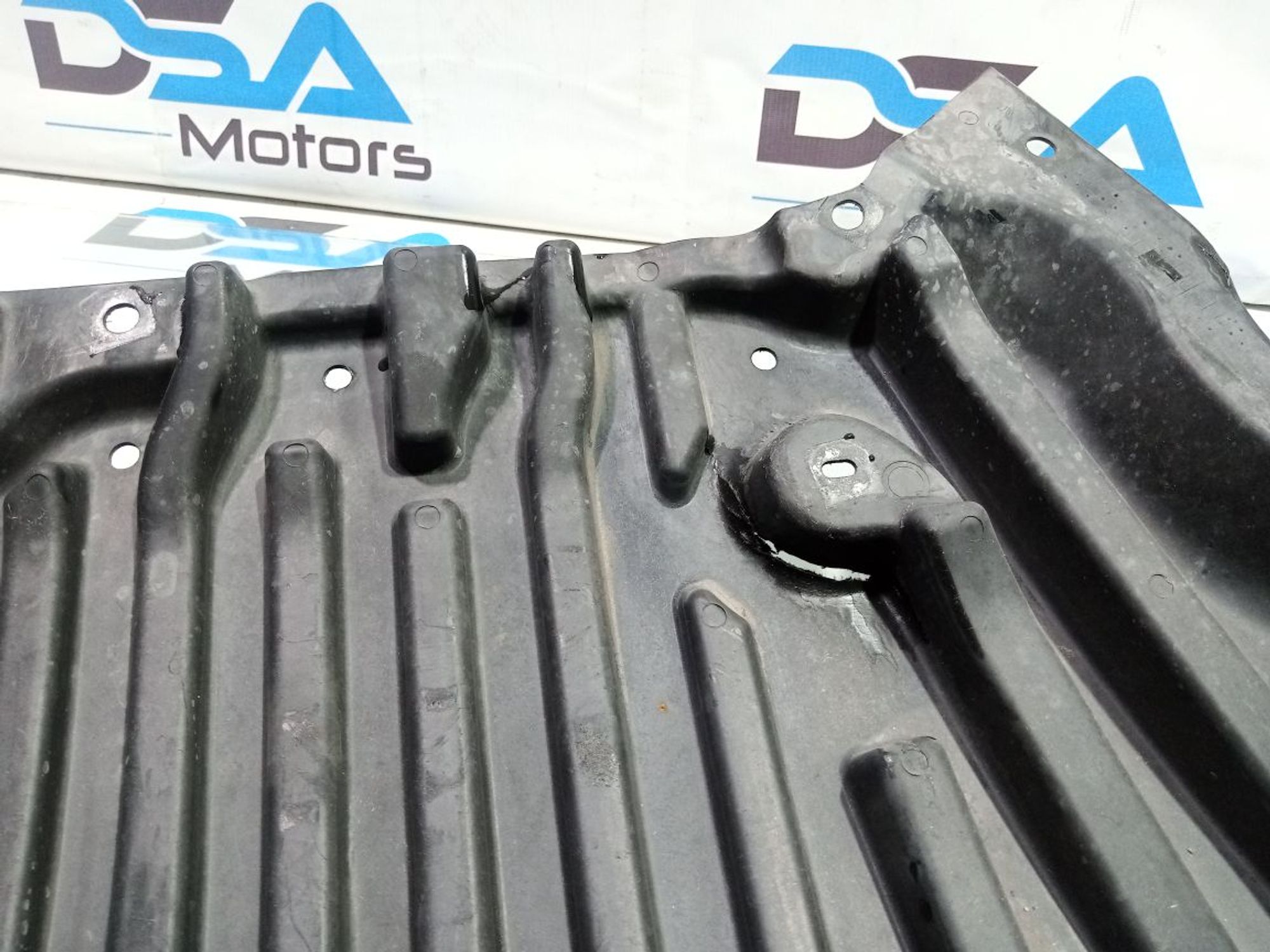 https://gcs.partsauto.market/rn-stockpro.appspot.com/thmbs/userImages/b7628e092085f1f91467af1afb6e7630/part/20ec30c4-5df2-440d-a62f-487061c78f99_1748410802849.jpg