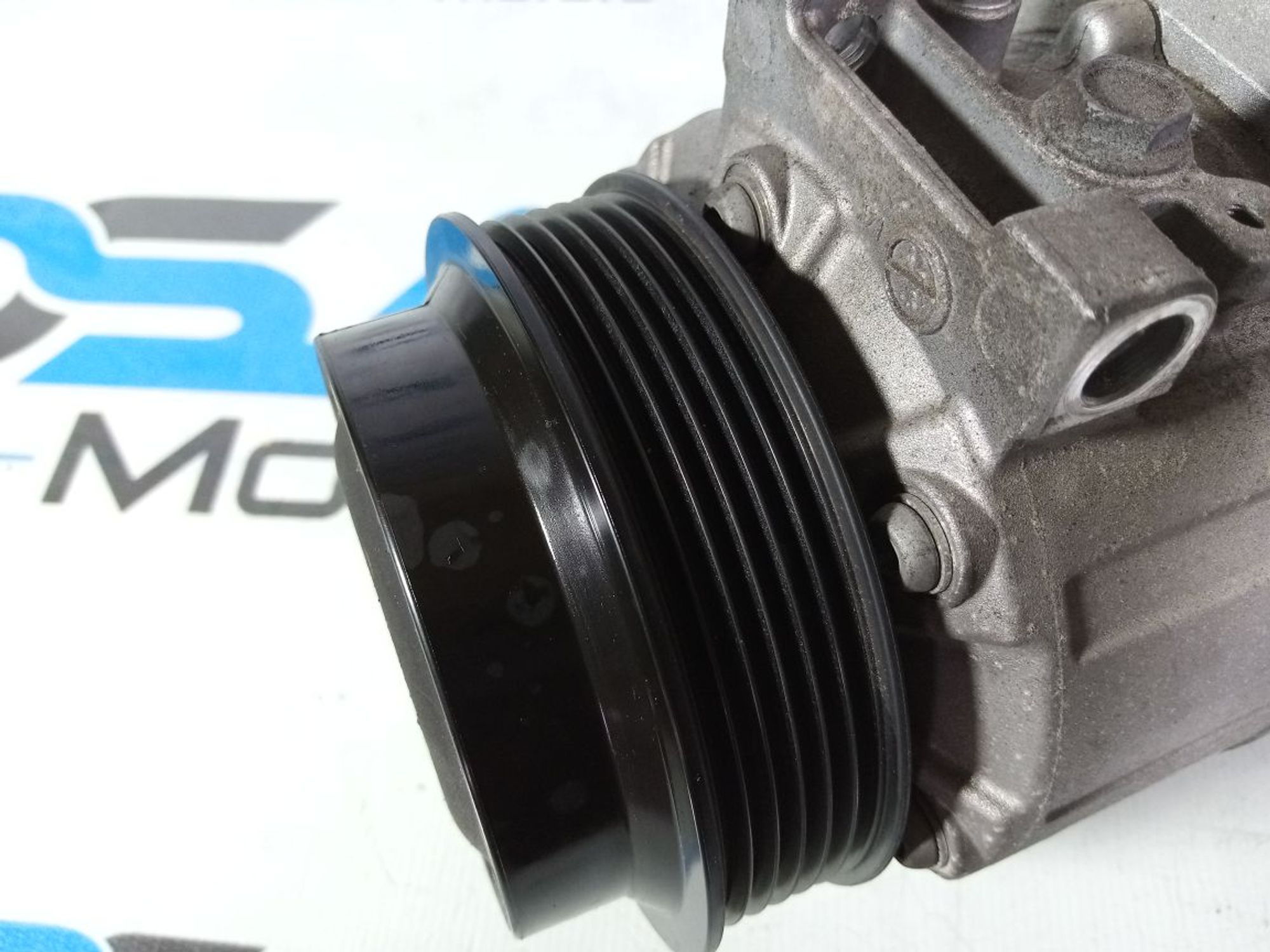 https://gcs.partsauto.market/rn-stockpro.appspot.com/thmbs/userImages/b7628e092085f1f91467af1afb6e7630/part/2199e156-4c4b-43e9-9fb9-2c47cc43be94_1741079460793.jpg