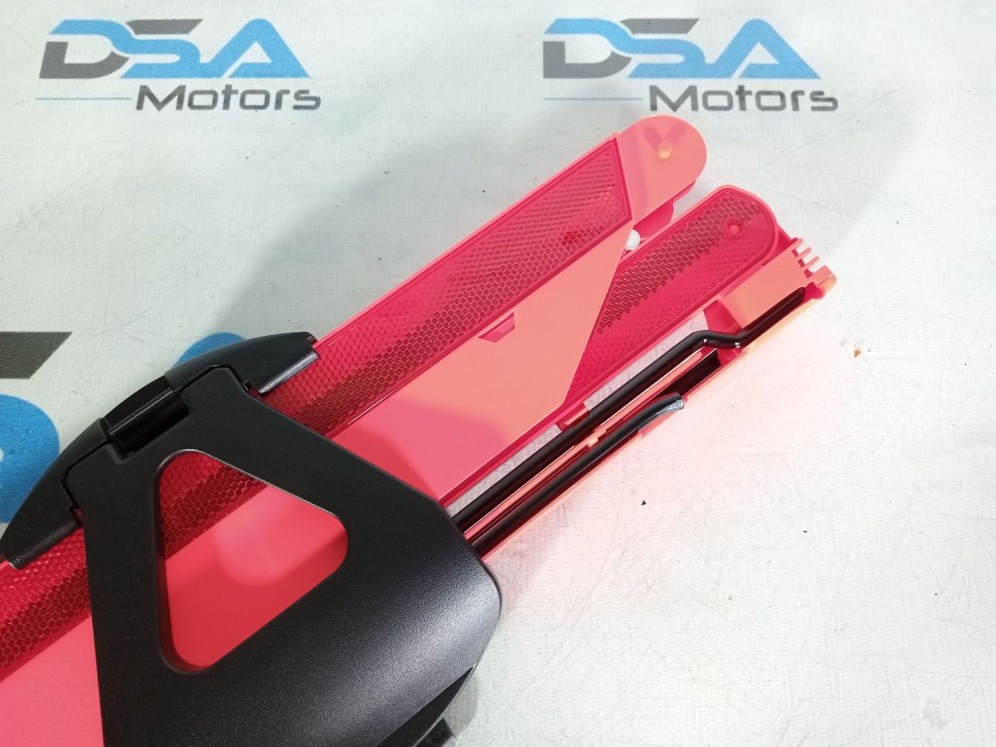 https://gcs.partsauto.market/rn-stockpro.appspot.com/thmbs/userImages/b7628e092085f1f91467af1afb6e7630/part/21afe476-8057-4e70-8e26-8b1af97b64be_1745406884305.jpg