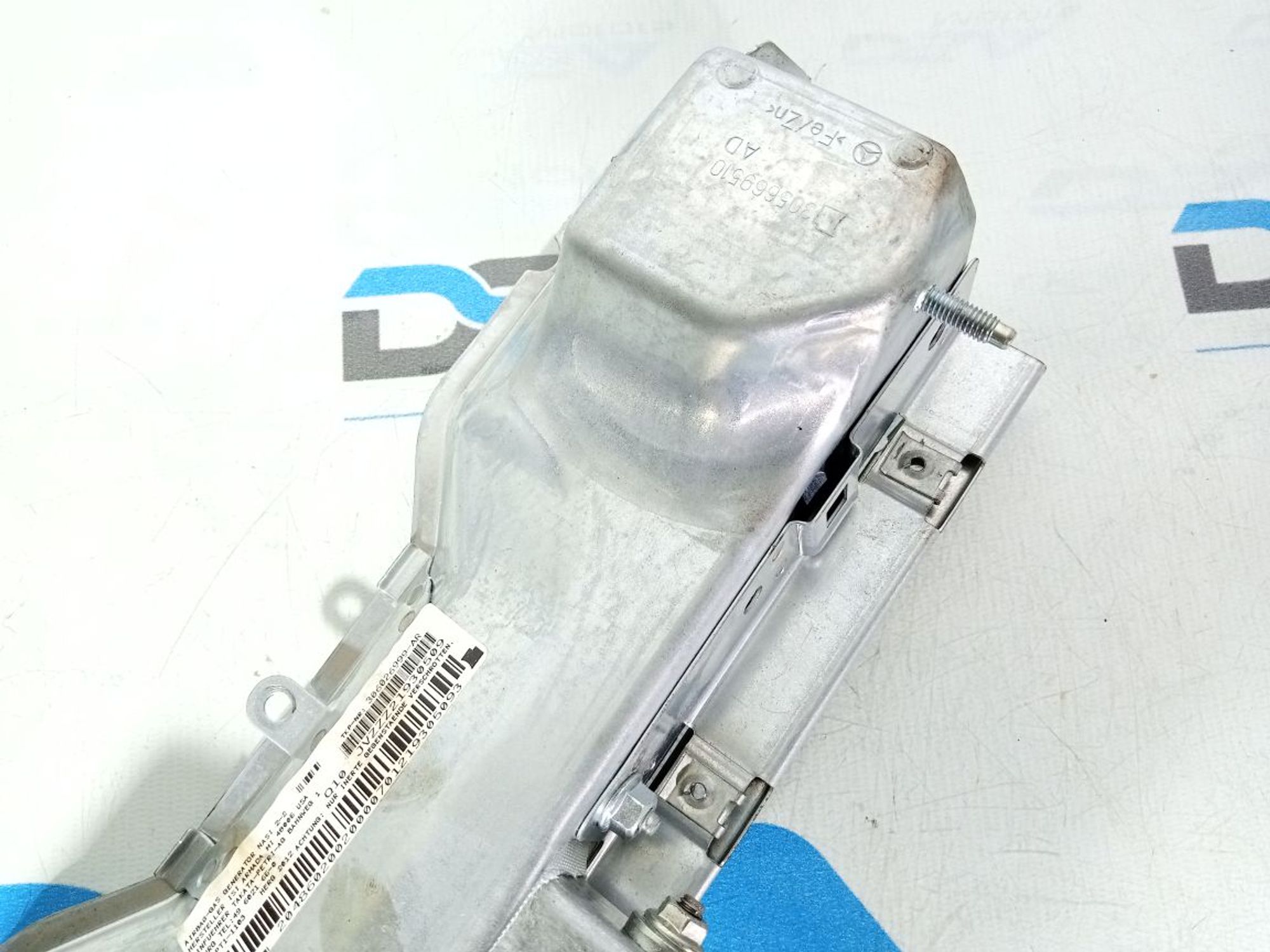https://gcs.partsauto.market/rn-stockpro.appspot.com/thmbs/userImages/b7628e092085f1f91467af1afb6e7630/part/21fb0371-e3c9-4112-86e8-502e6bb9cc6c_1747336099197.jpg