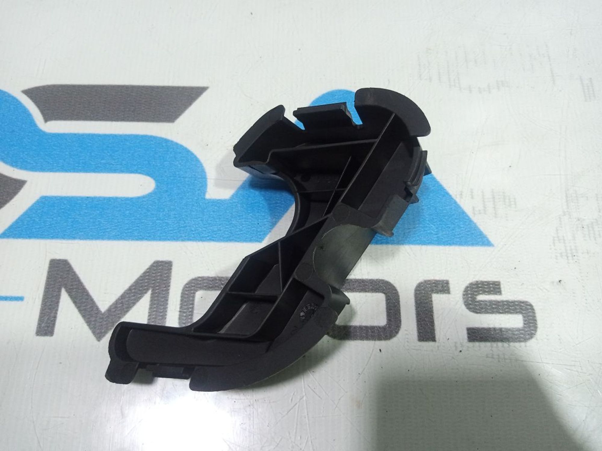 https://gcs.partsauto.market/rn-stockpro.appspot.com/thmbs/userImages/b7628e092085f1f91467af1afb6e7630/part/2254b75c-093f-421b-a295-e9c3b5a71a3a_1747896947310.jpg