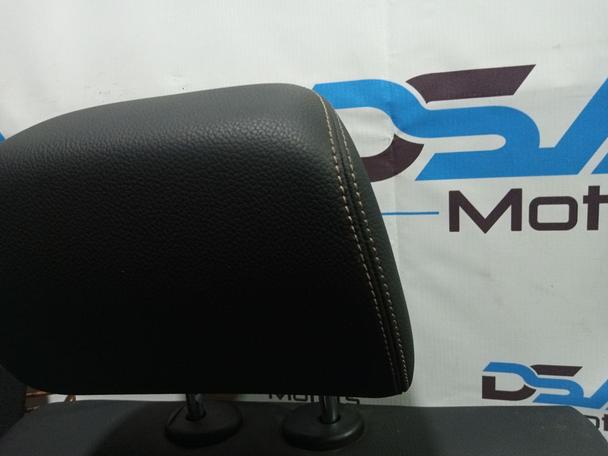 https://gcs.partsauto.market/rn-stockpro.appspot.com/thmbs/userImages/b7628e092085f1f91467af1afb6e7630/part/232b8e7e-f4f0-4893-baa2-35a796561548_1749037460399.jpg
